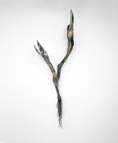 Escultura contemporánea de madera, metal y técnica mixta - Explorador 184
