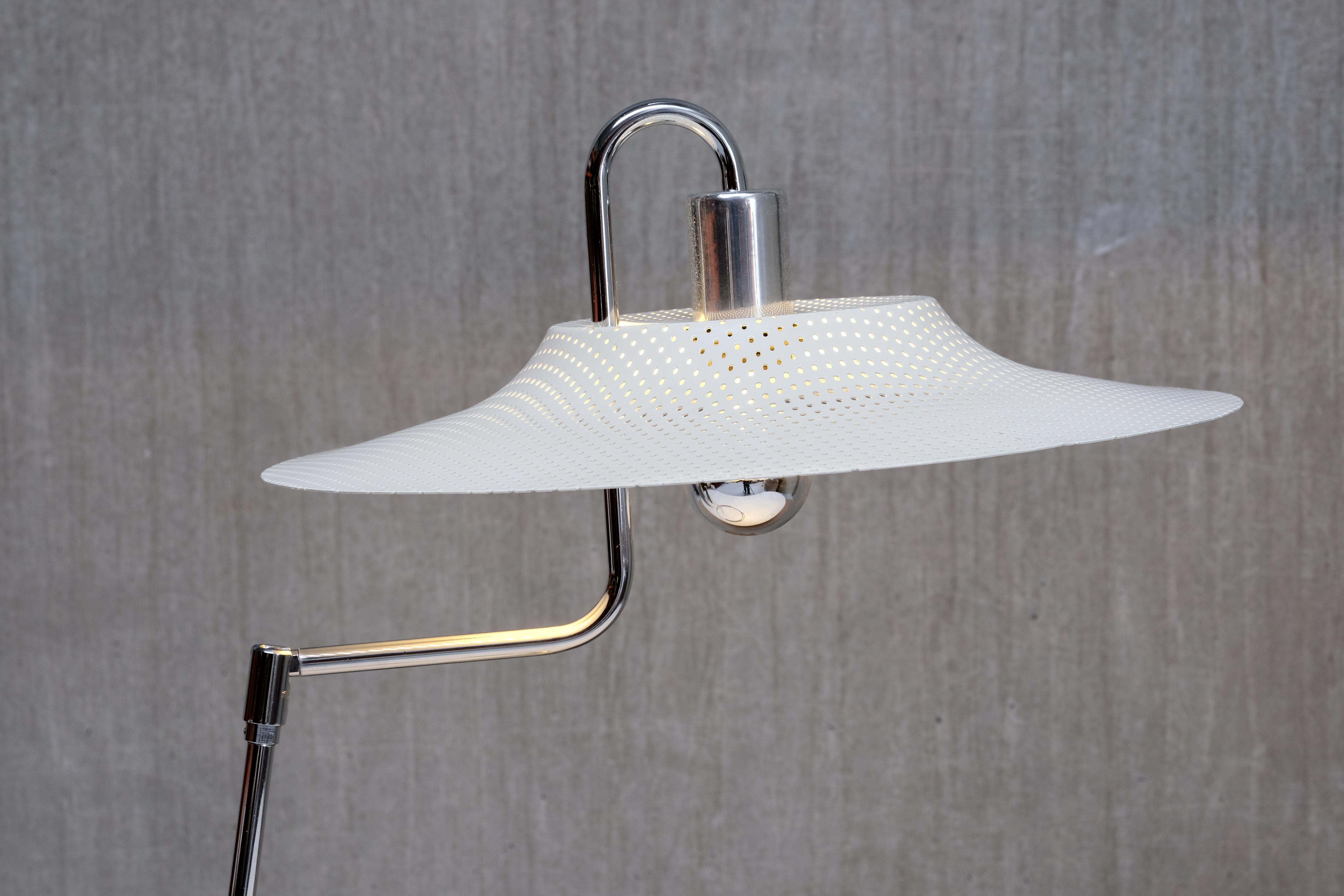Swedish Lindau & Lindekrantz Large Table / Desk Lamp in Metal, Zero, Sweden, 1970s For Sale