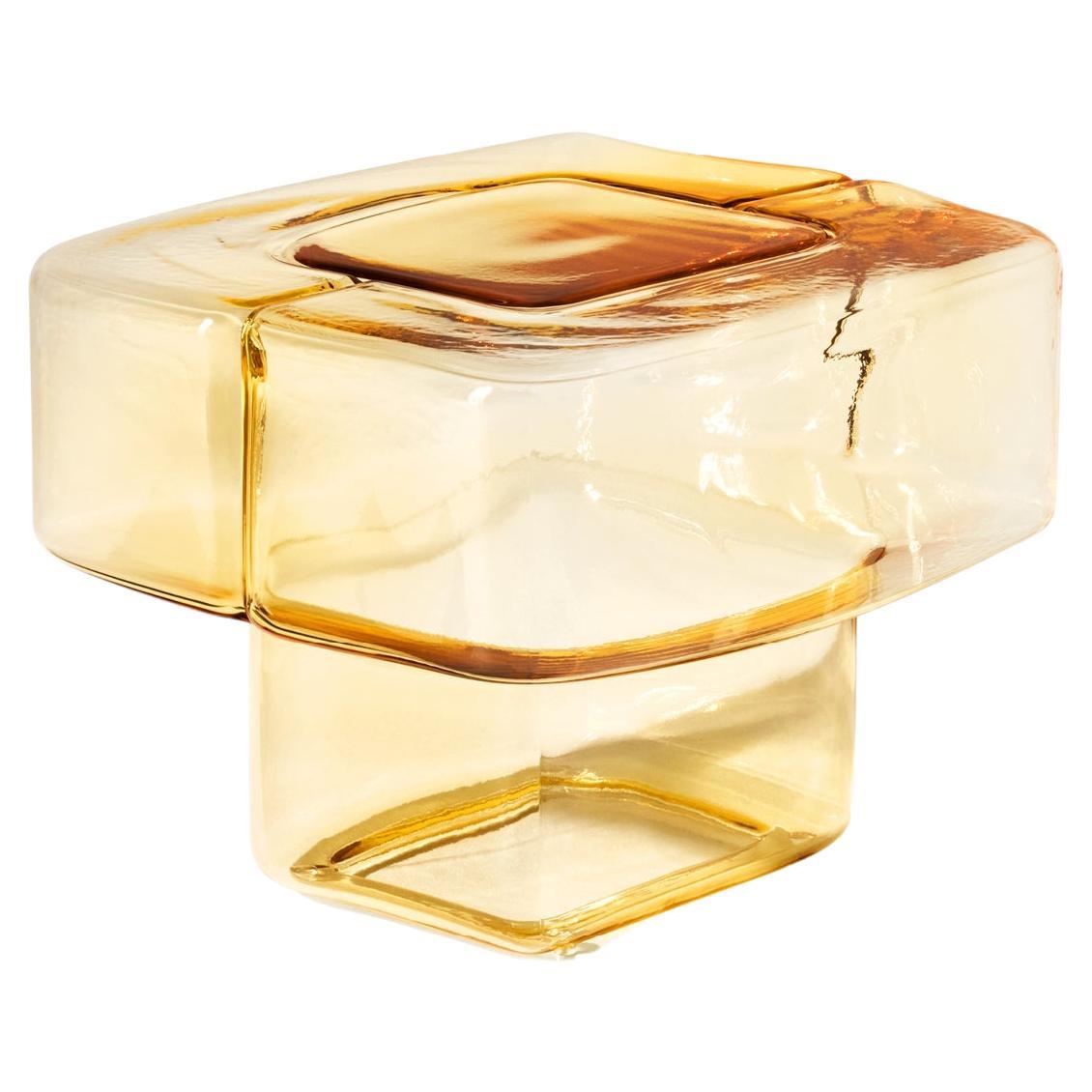 Linde Freya Tangelder Fluid Joinery Glasbeistelltisch von Cassina