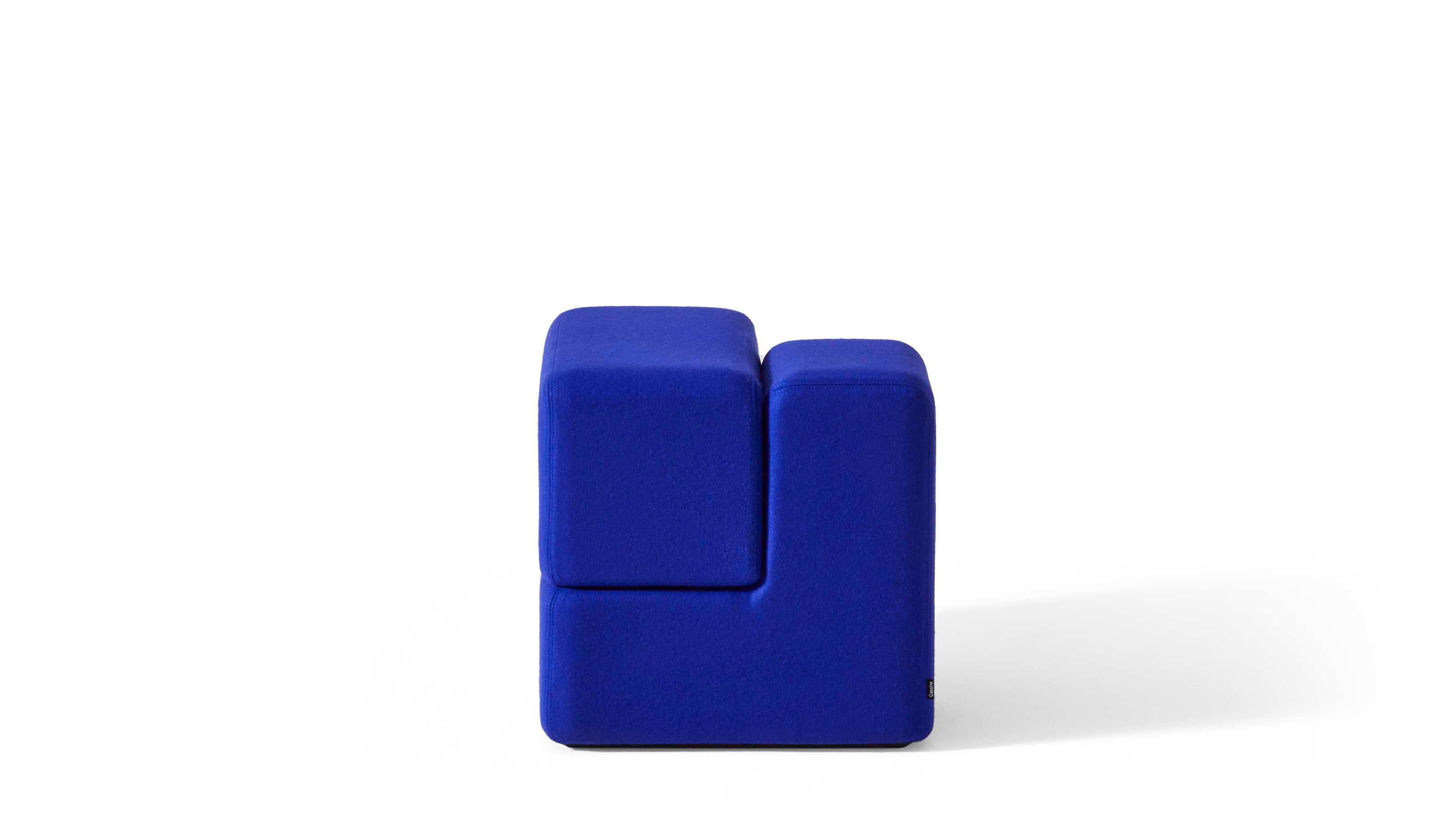 Linde Freya Tangelder Set of Three Soft Corners Side Table & Pouffs For Cassina For Sale 2