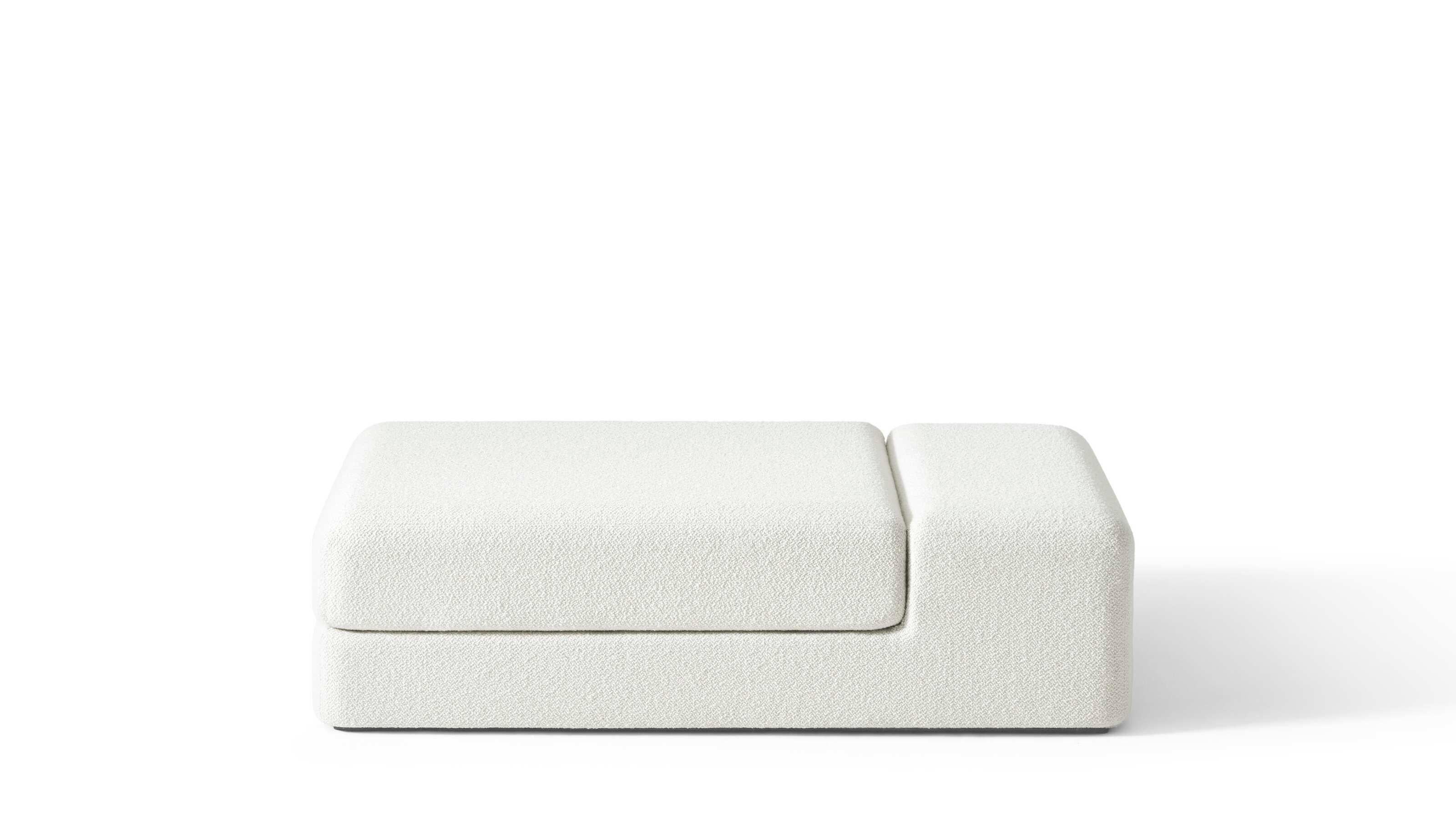 XXIe siècle et contemporain Linde Freya Tangelder Set of Two Soft Corners Side Table & Pouffs For Cassina en vente