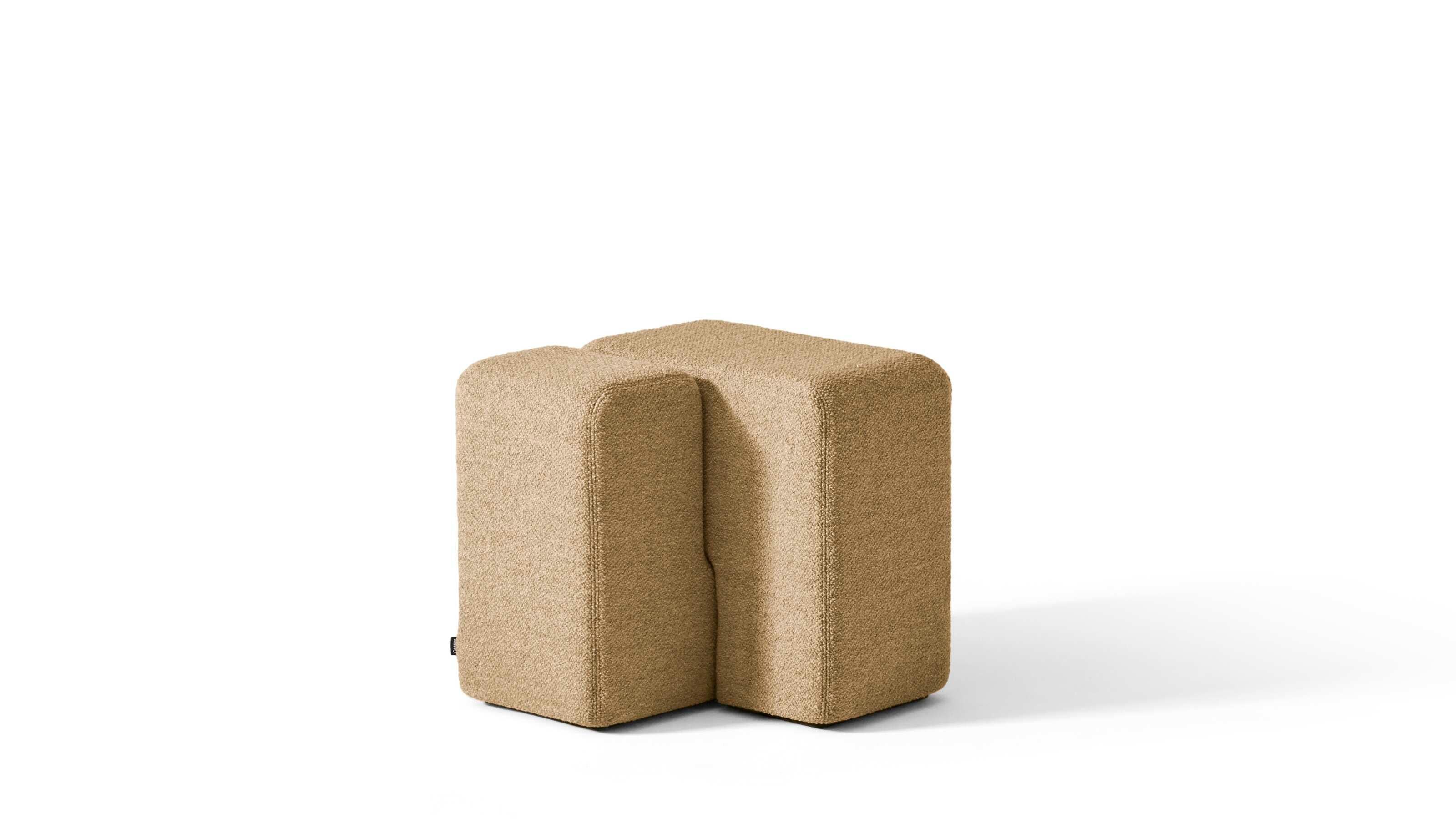 Linde Freya Tangelder Soft Corners Poufs For Cassina Neuf - En vente à Barcelona, Barcelona