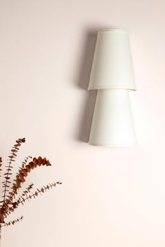 Lampada da parete Linden 2 - 23,5in di Studio DUNN