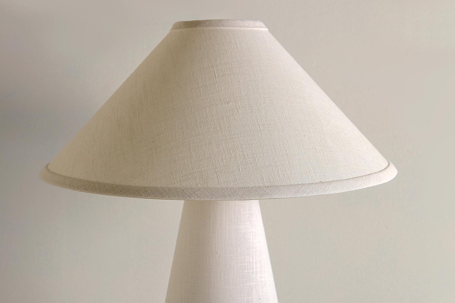 Américain Lampe de table Linden, courte, par Studio DUNN en vente
