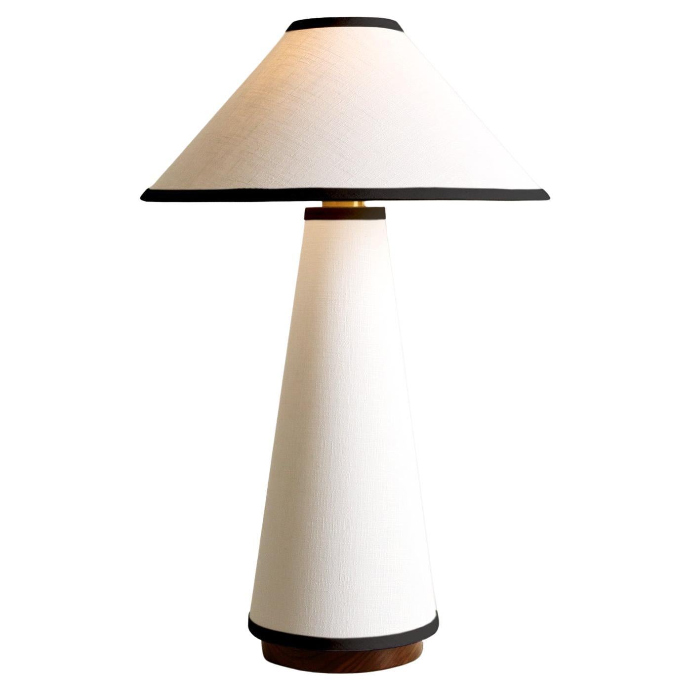 Lampe de bureau Linden avec abat-jour étroit et bordure crème et noire par Studio DUNN en vente