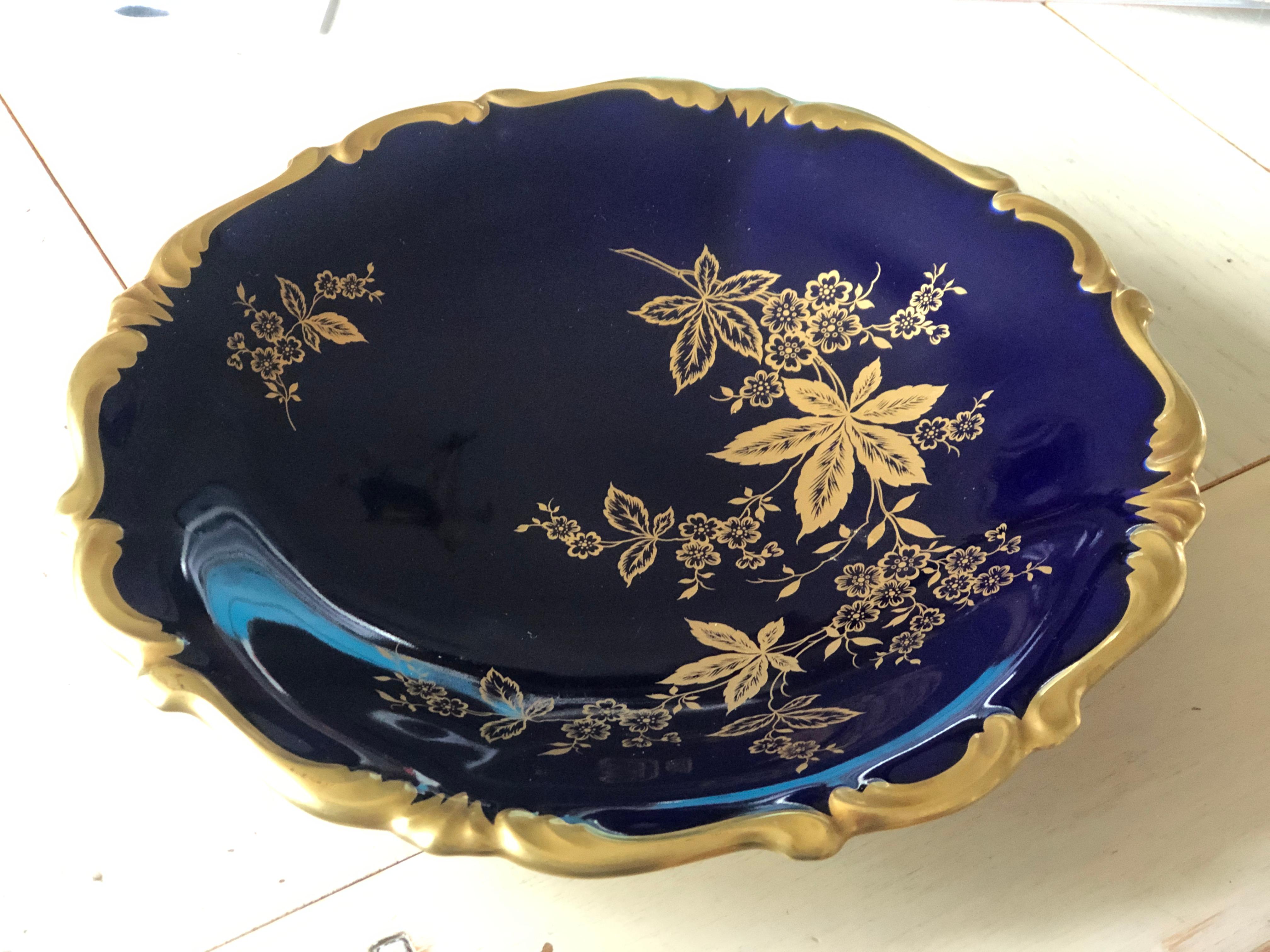 Hand-Painted Lindner Fine German Porcelain Cobalt Blue Decorative Plate with Gold Finish