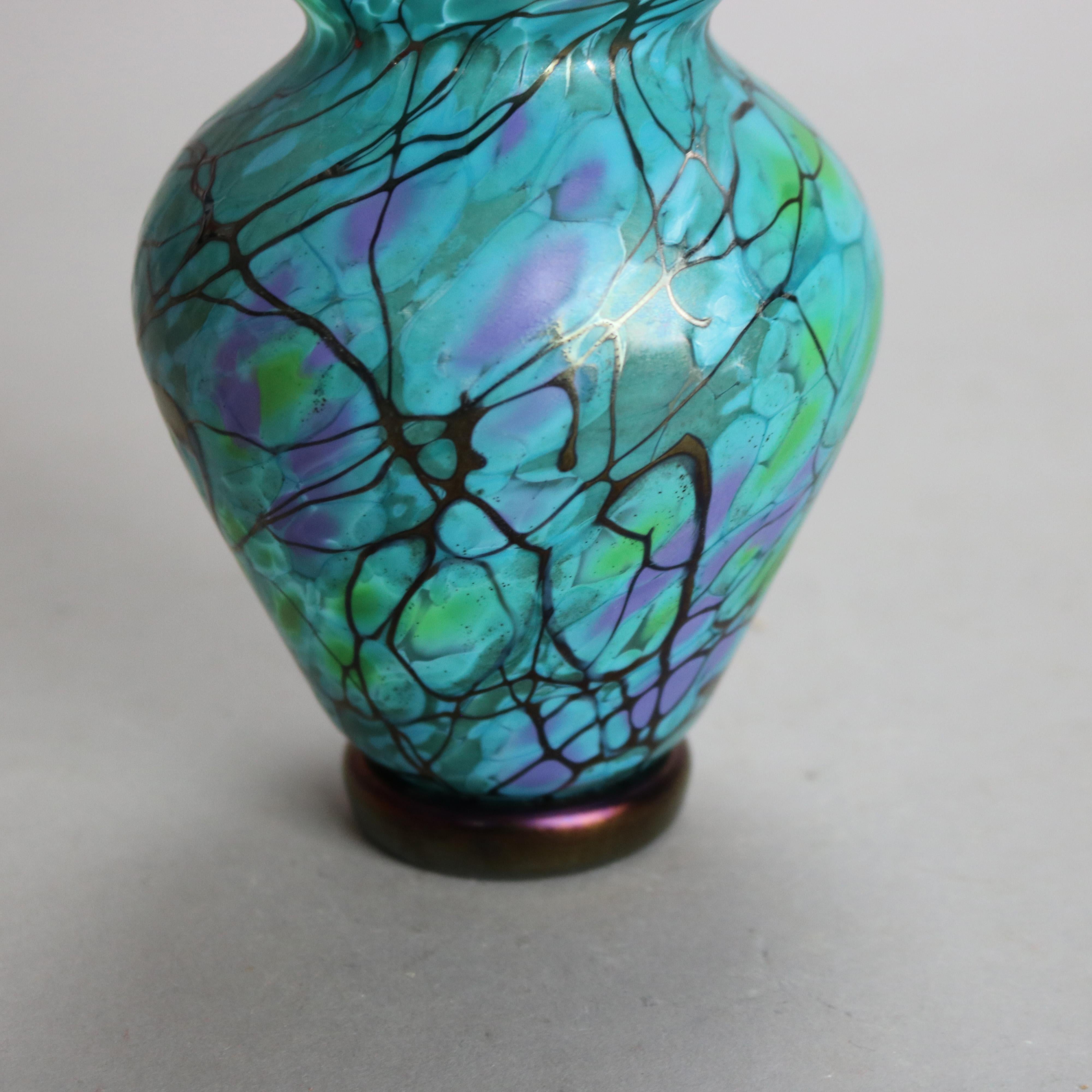Jarrón de vidrio artístico Lindsay, firmado, C2010 en Bueno estado para la venta en Big Flats, NY