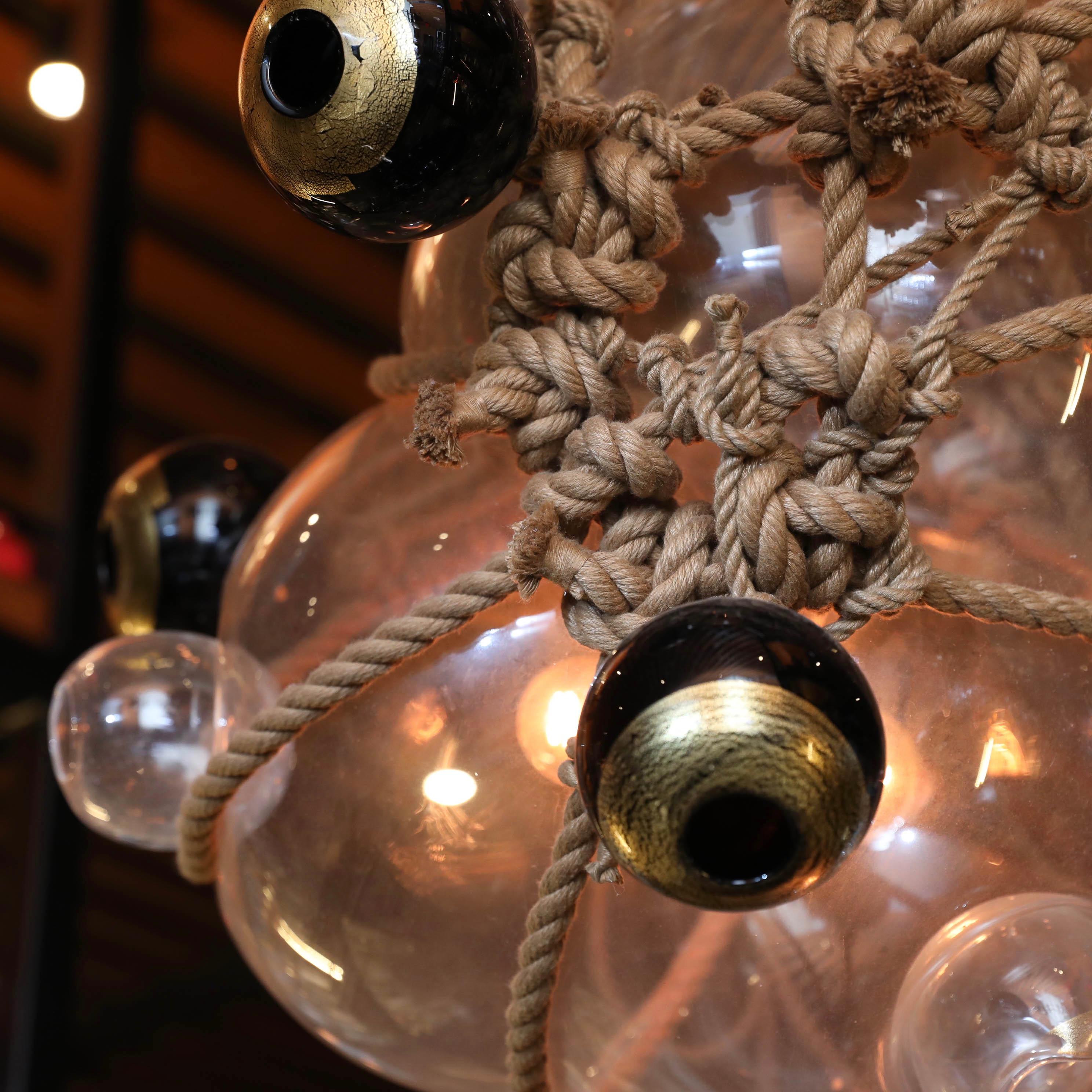 Lindsey Adelman Knotty Bubble Chandelier In Good Condition For Sale In New London, CT