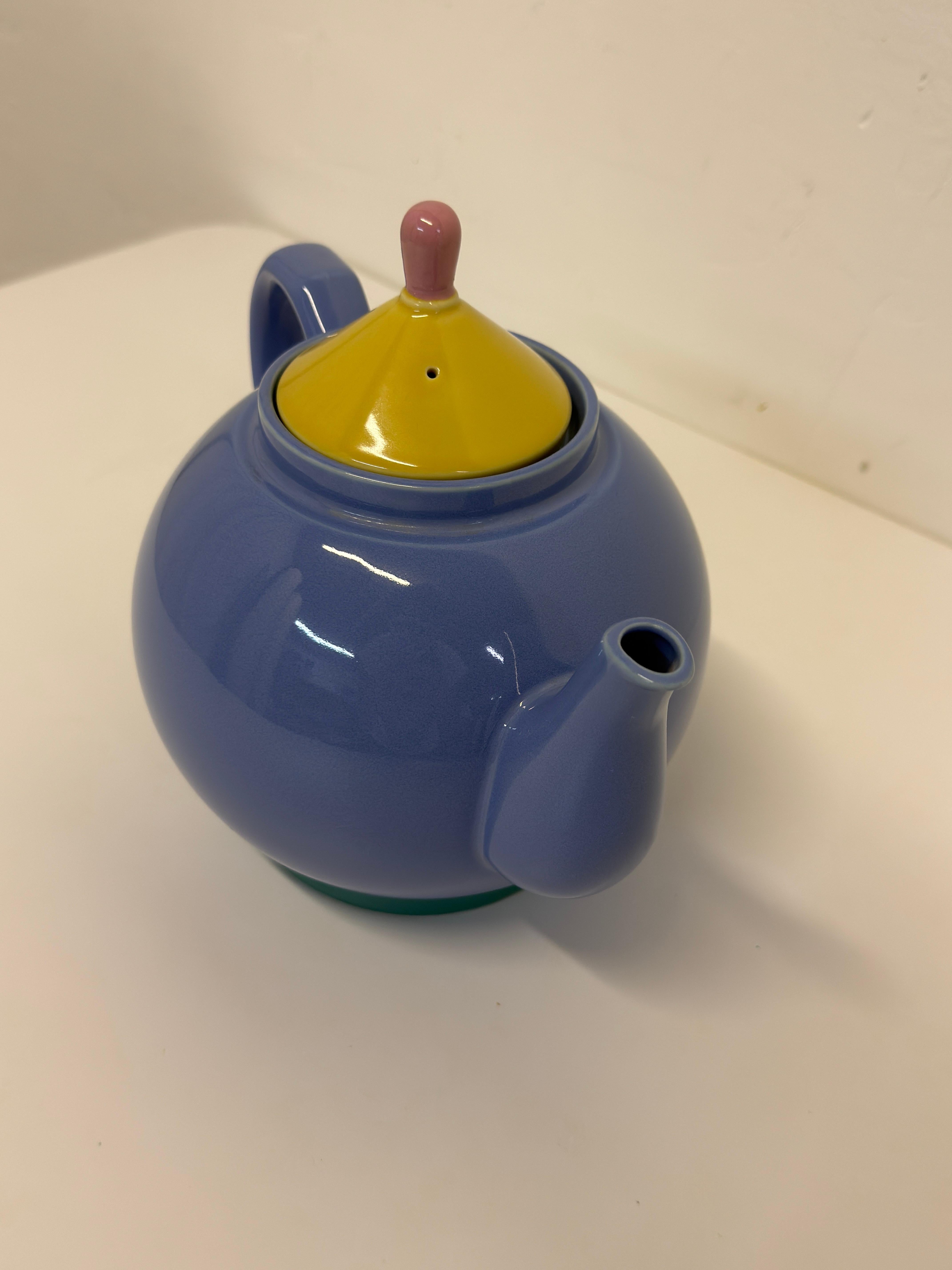 Lindt-Stymeist Postmodern Colorways Tea Kettle, 1980s For Sale 4