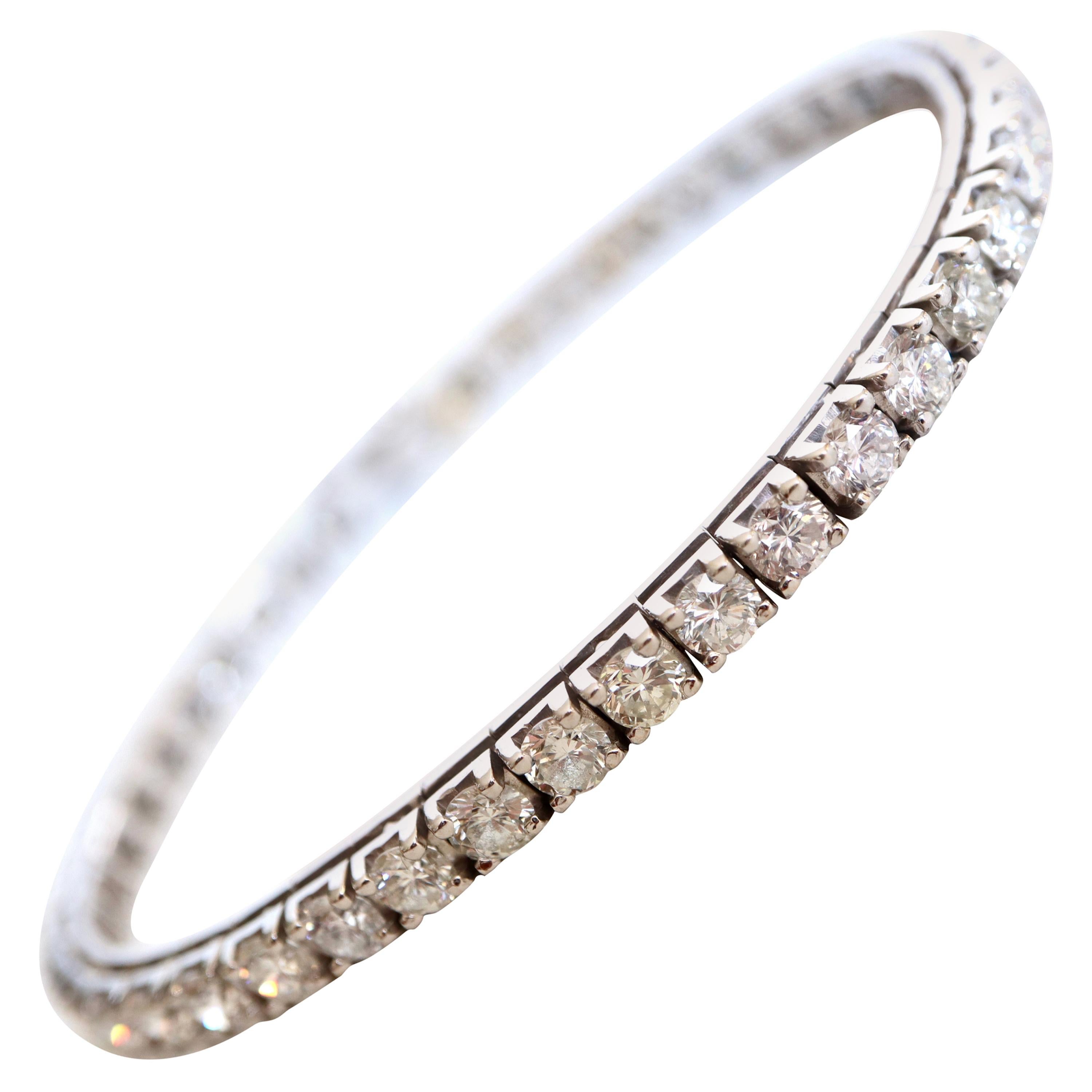 Line Bracelet in 18 Karat White Gold and Diamonds 8.5 Carat For Sale
