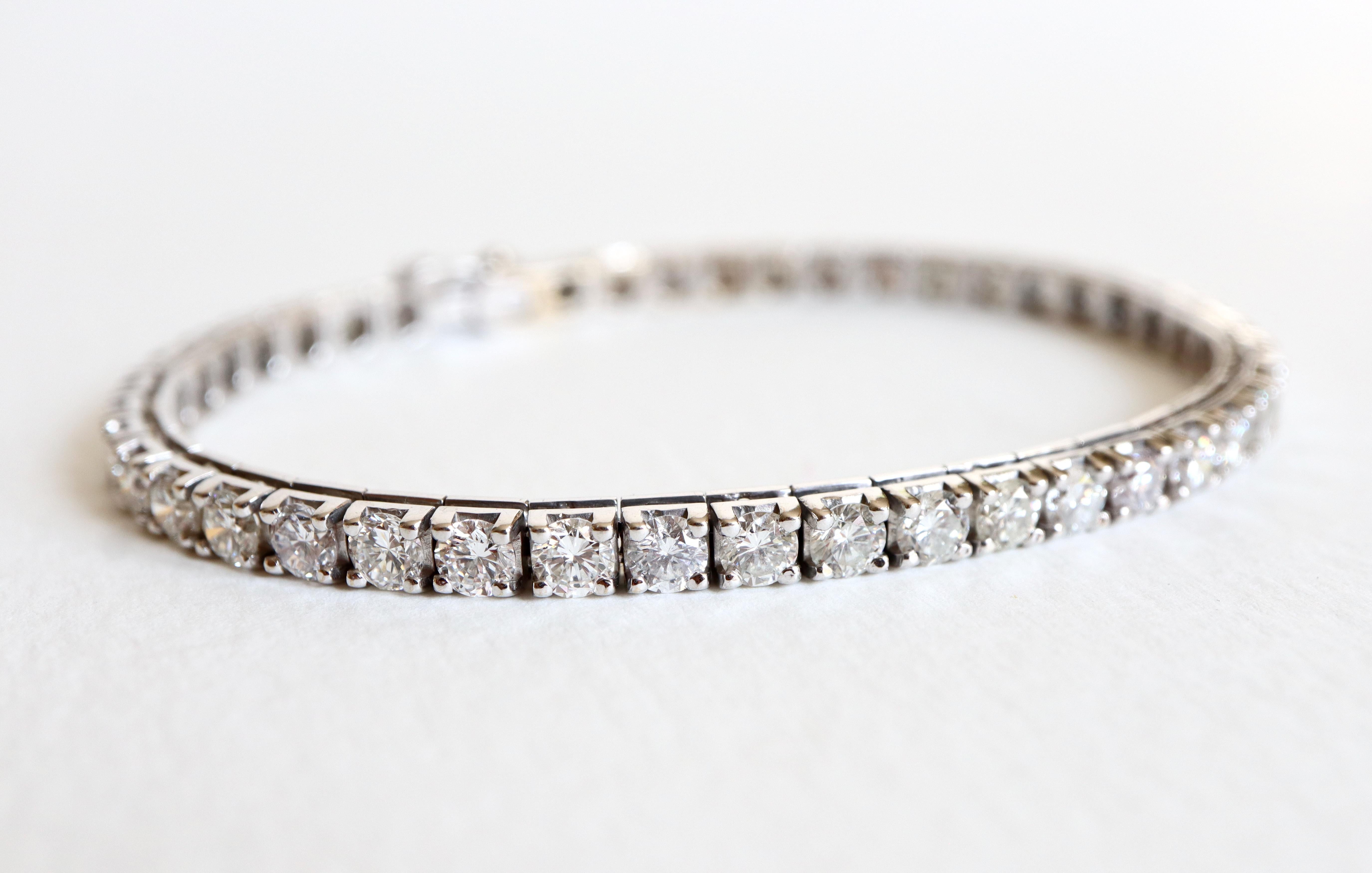 Line Bracelet in 18 Karat White Gold and Diamonds 8.5 Carat For Sale 4