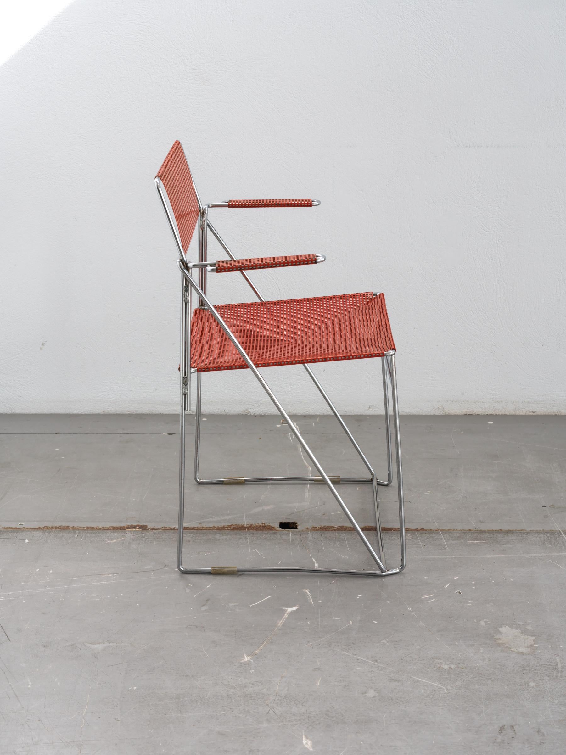 Postmoderne Chaise Line conçue par Niels Jorgen Haugesen pour Magis , 1970. en vente