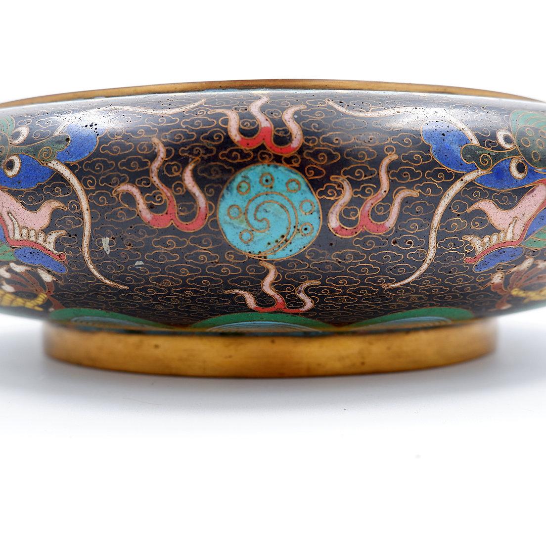 Coppa Cloisonné con draghi, Sig. Zhengde, Cina, anni 20/30. in vendita 8