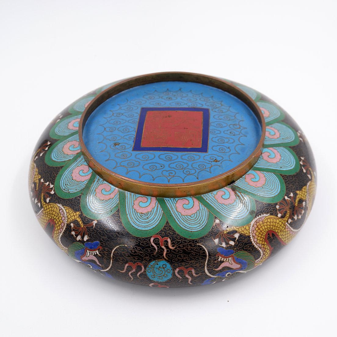 Coppa Cloisonné con draghi, Sig. Zhengde, Cina, anni 20/30. in vendita 3