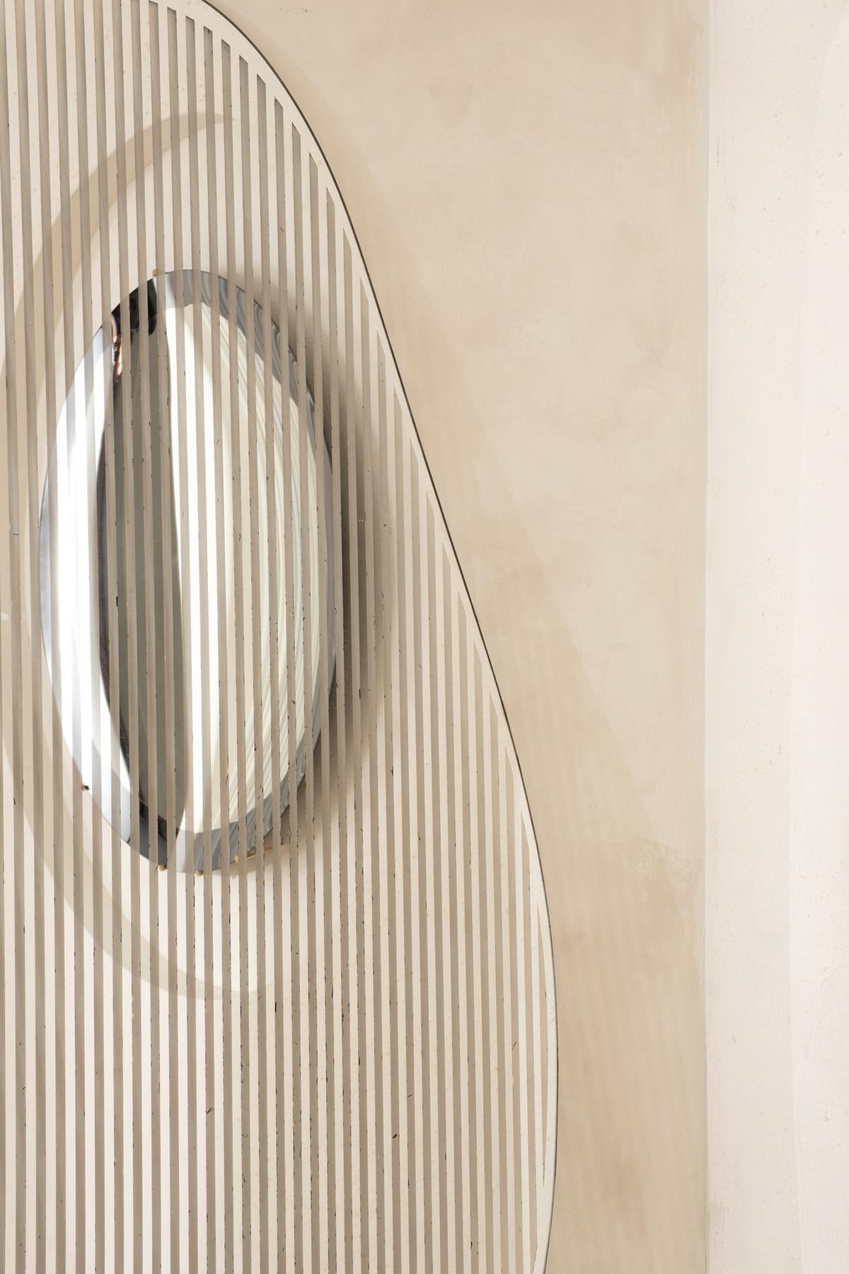 Miroir Line I par Homa Neuf - En vente à Geneve, CH
