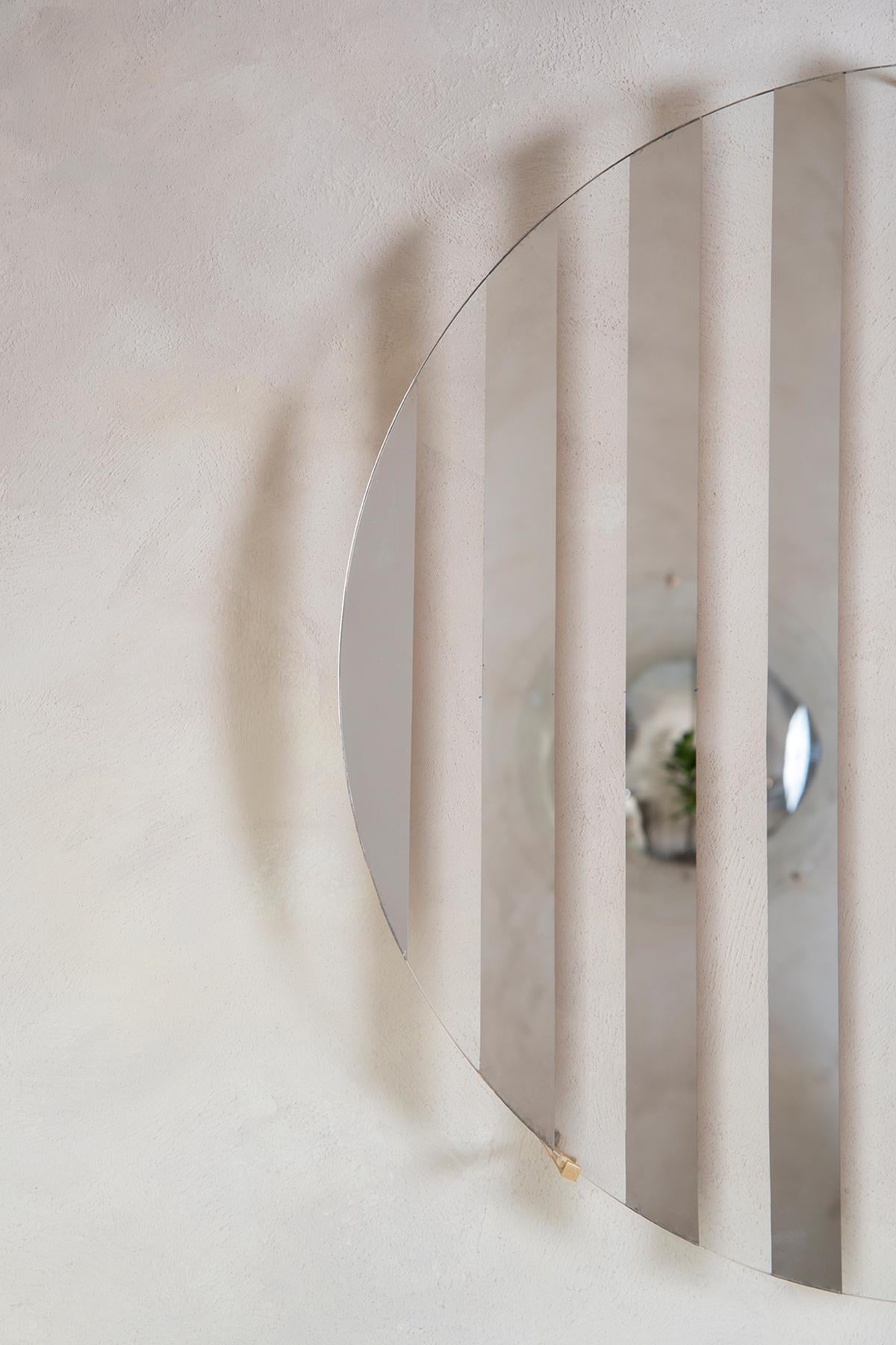 Turc Miroir Line III par Homa en vente
