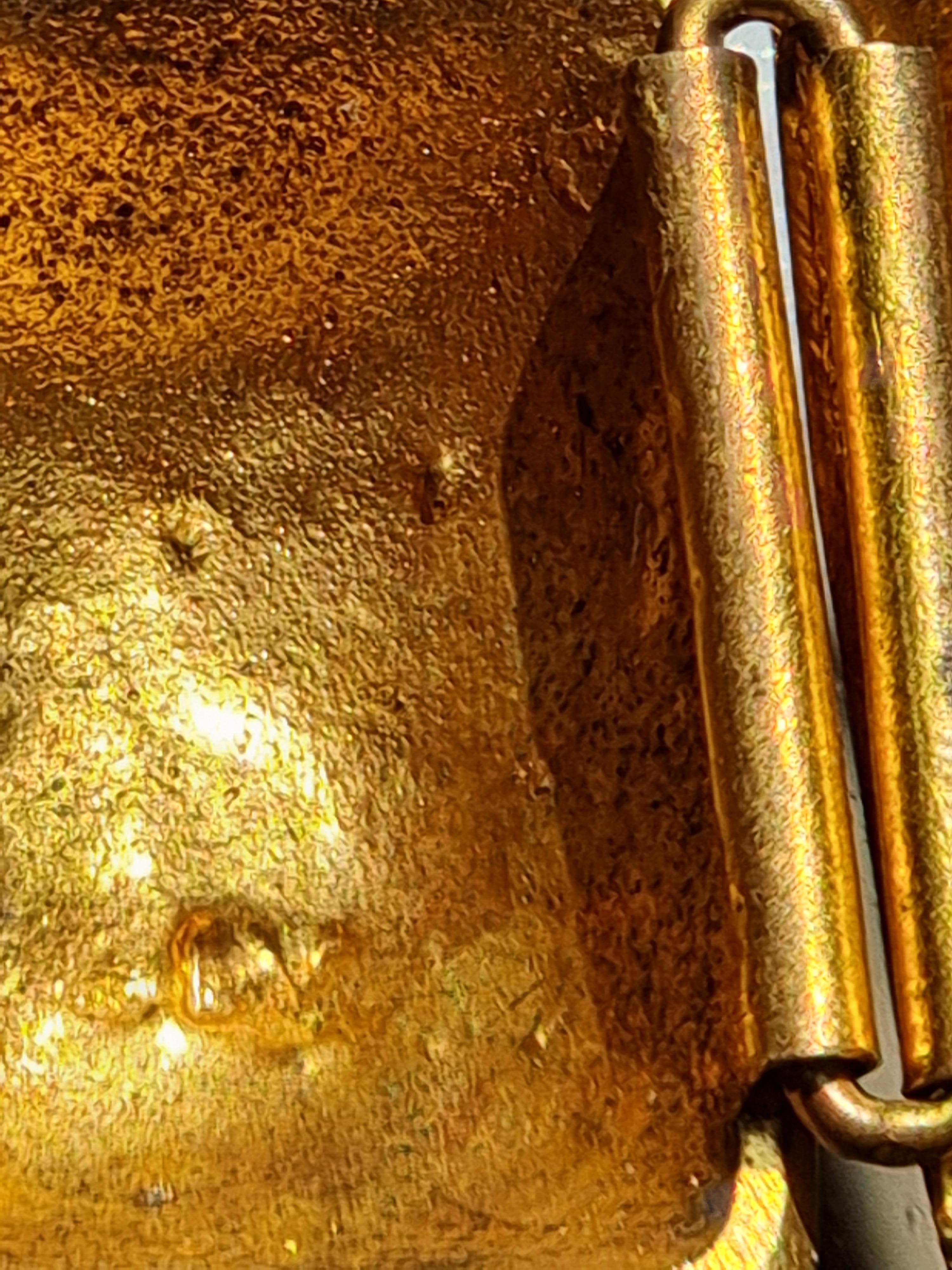 LINE VAUTRIN, Vintage bracelet in gilded bronze, signed LV In Good Condition For Sale In SAINT-CLOUD, FR