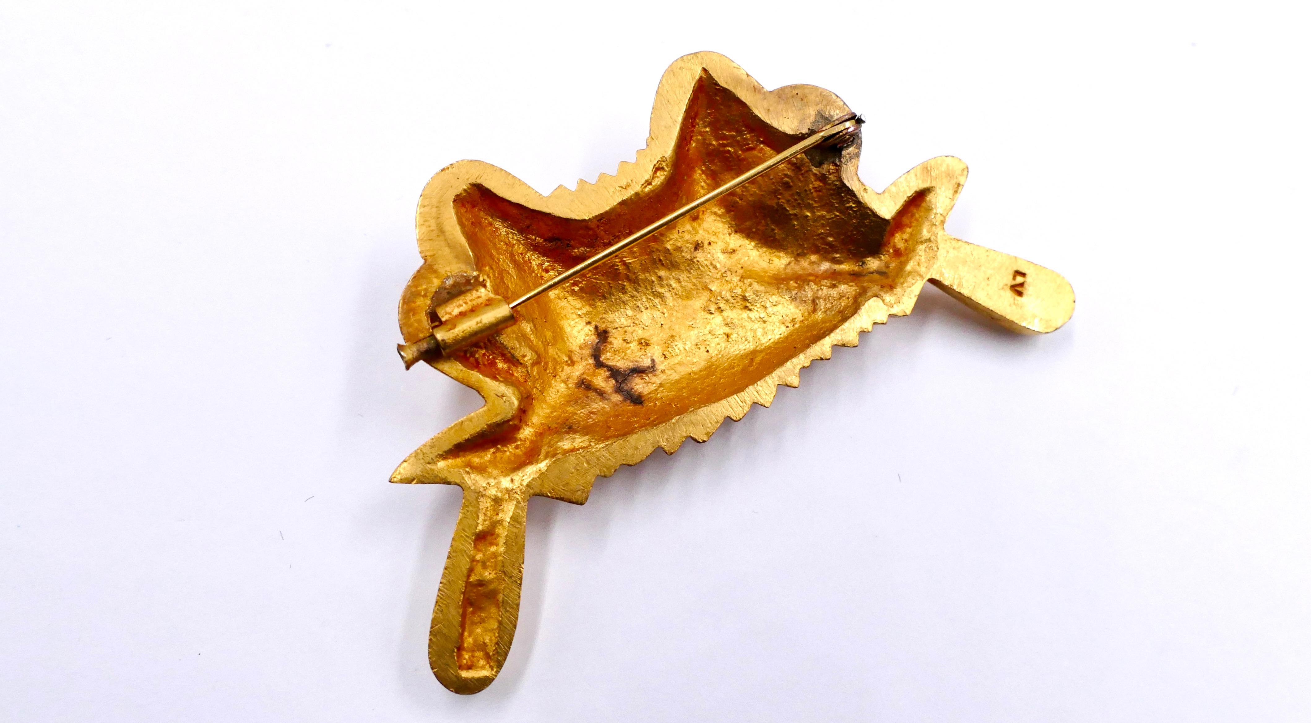 Line Vautrin gilded bronze brooch 