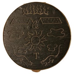 Line Vautrin Powder Compact