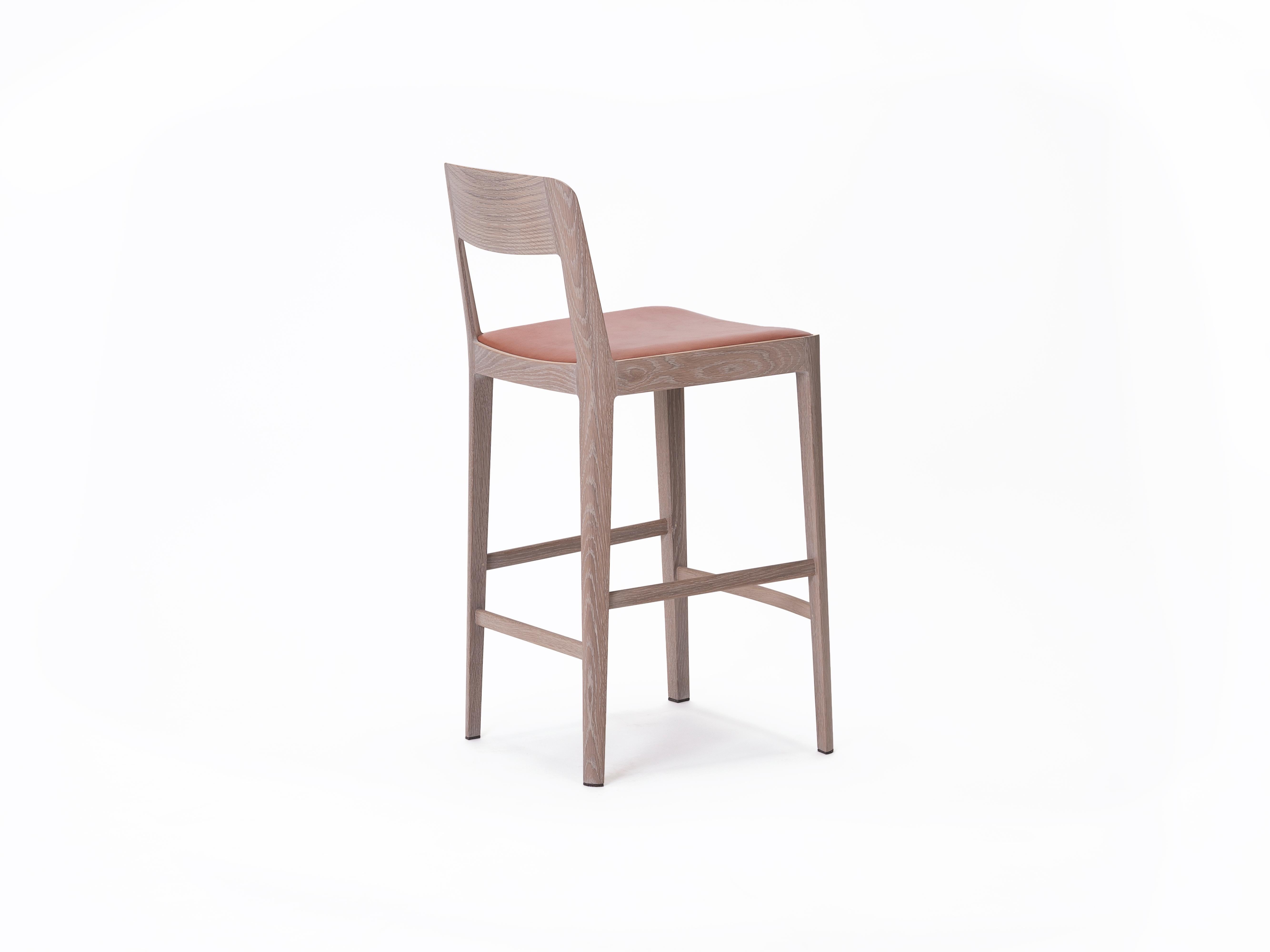 Linea Barstool, White Oak with Upholstered Seat and Backrest in Leather (Russet) In New Condition For Sale In Hamilton, ON