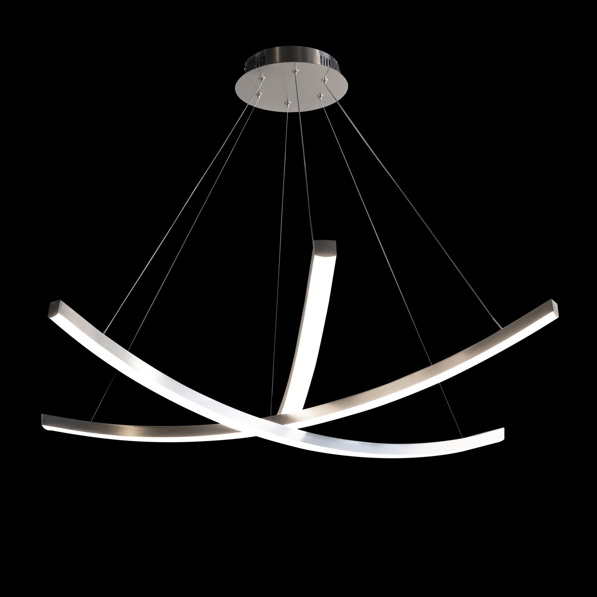 Grouping of 3 gracefully curved linear elements with integrated LED diffusing a clean natural light.
The height and angle of each element can be adjusted to create your own unique design.
Soft white 3000K.
37 Watts – 110 lumens / watt