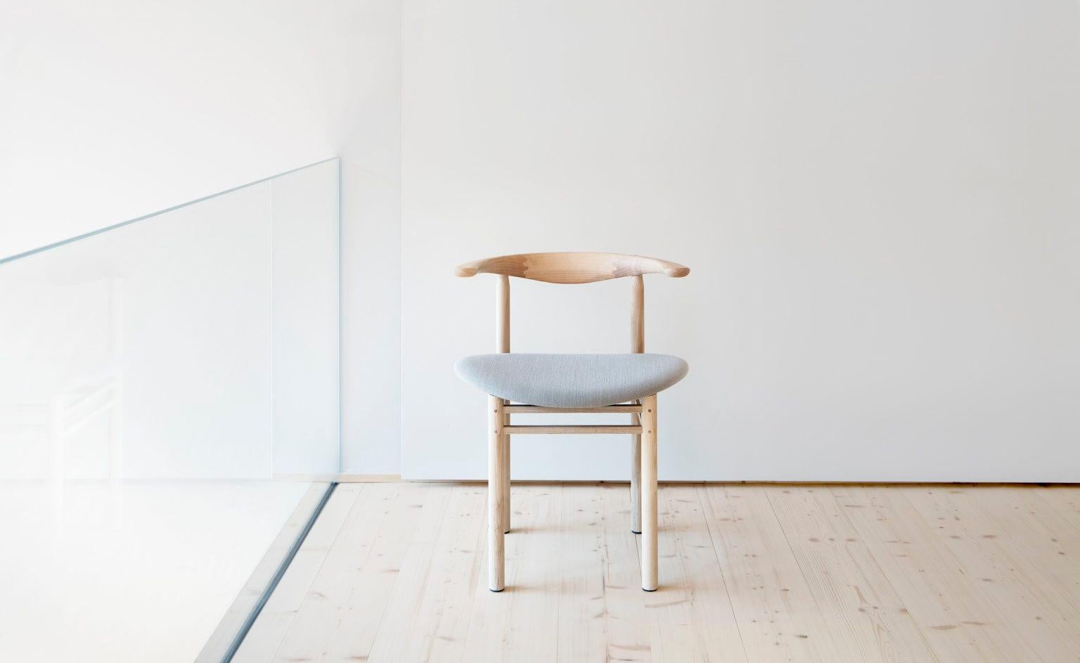 Frêne Chaise Linea RMT3 en frêne de Rudi Merz en vente
