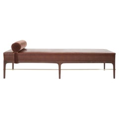 Linear Daybed in Leather and Mohair by Stamford Modern