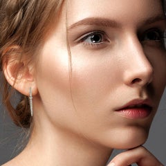 Linear Hoop Diamant-Ohrringe aus 14 Karat Weißgold