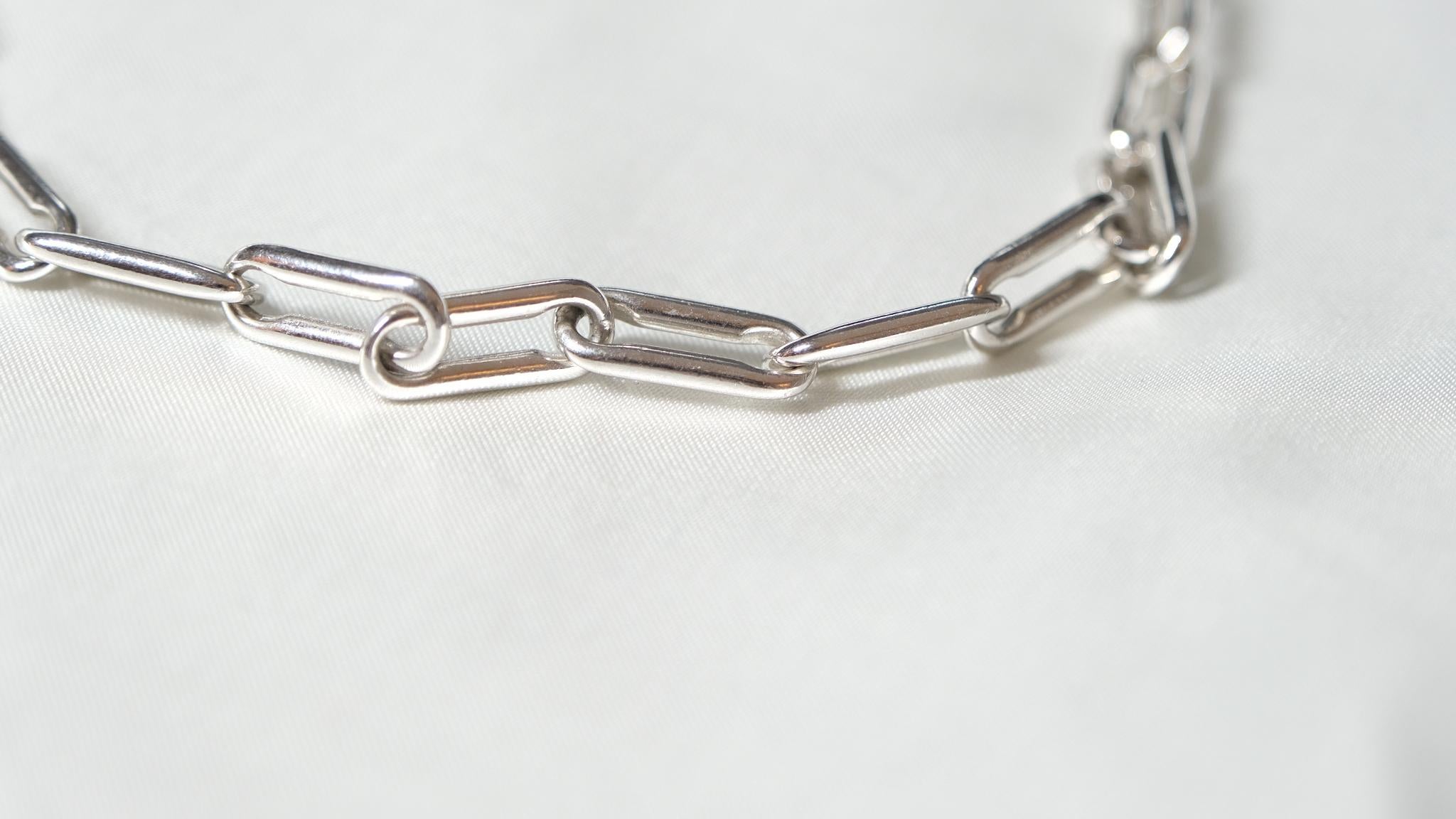 Women's or Men's Linear Link Curved Necklace, 18k White Gold For Sale
