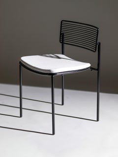 Linear & Modern Black Metal Wire Dining Chair