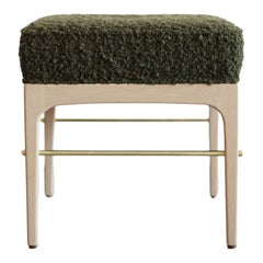 Tabouret linéaire en Oak blanc Série 18 par Stamford Modern