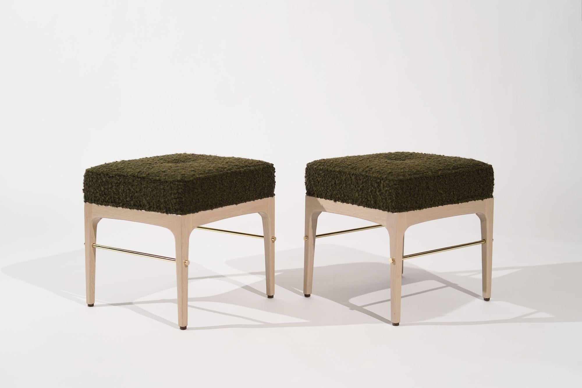 Ispirato alla leggenda del Mid-Century Modern, lo sgabello 