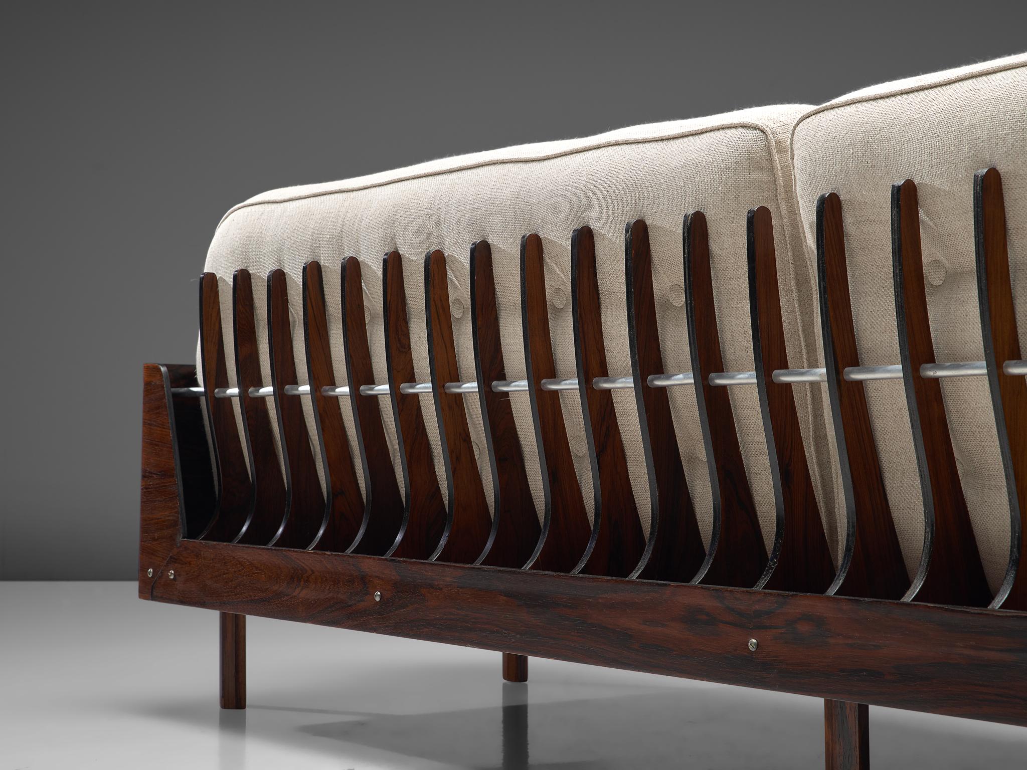 Lineart Moveis e Decoracoes Großes Sofa aus Palisanderholz und Stoff, 1960er Jahre 2