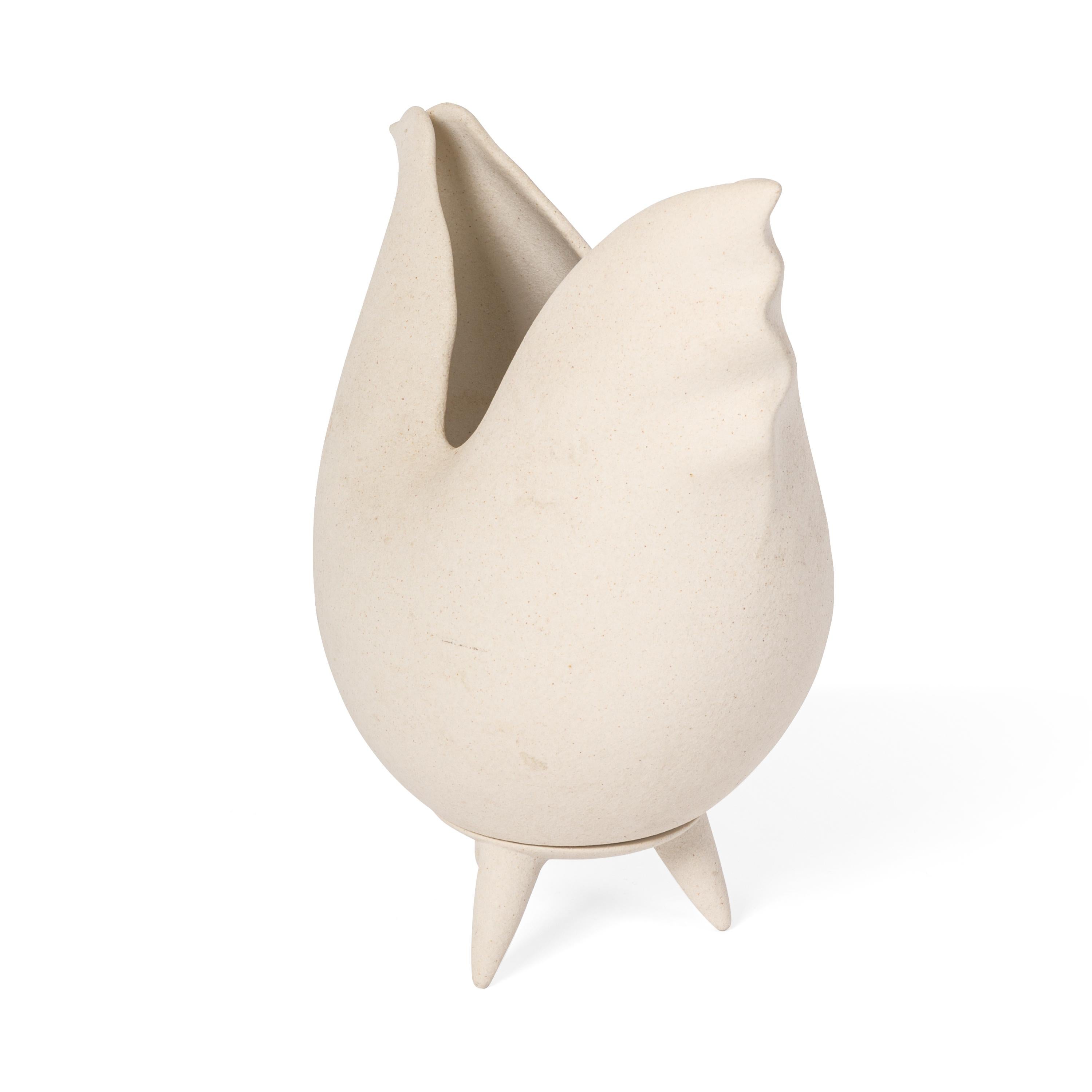 Lineasette Porcelain Chicken Vase, Italy, 2014 In Good Condition In New York, NY