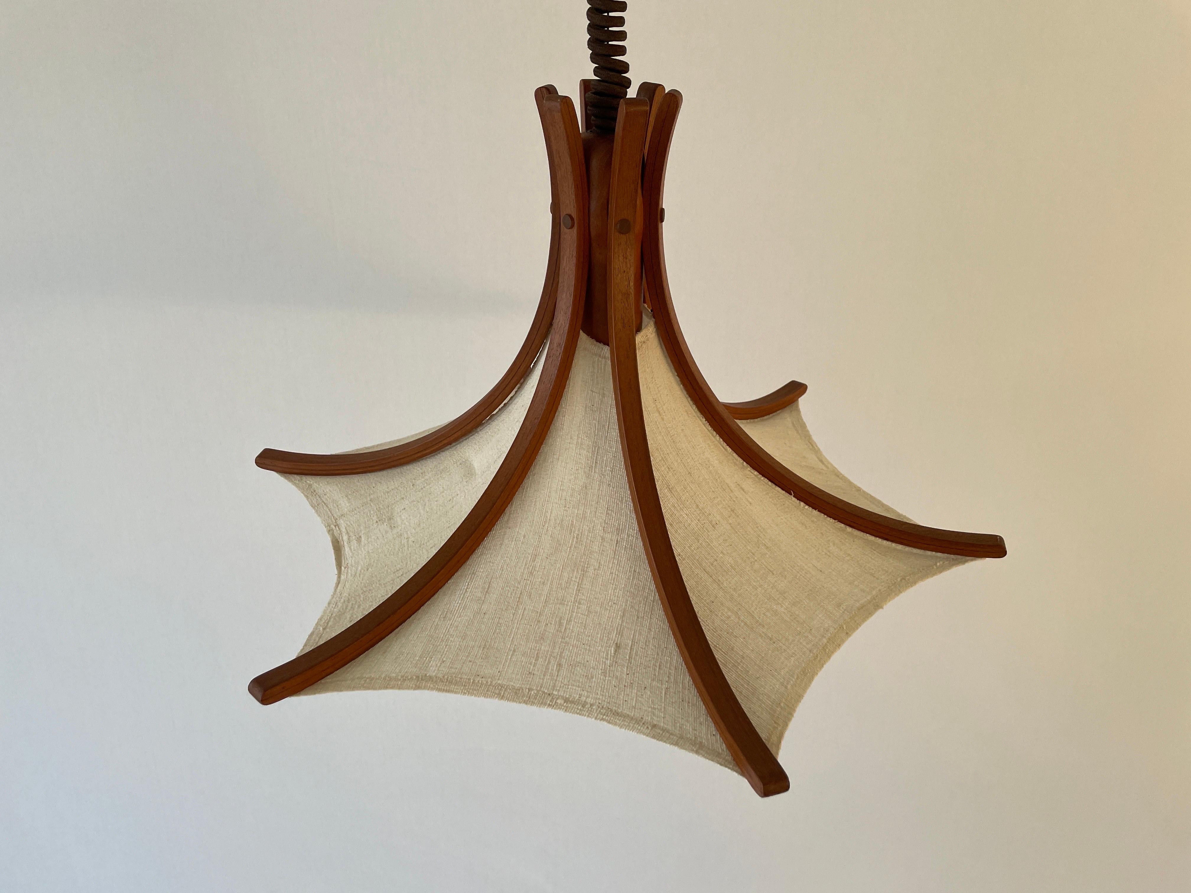 Linen and Wood Adjustable Height Pendant Lamp by Domus, 1980s, Italy In Good Condition For Sale In Hagenbach, DE
