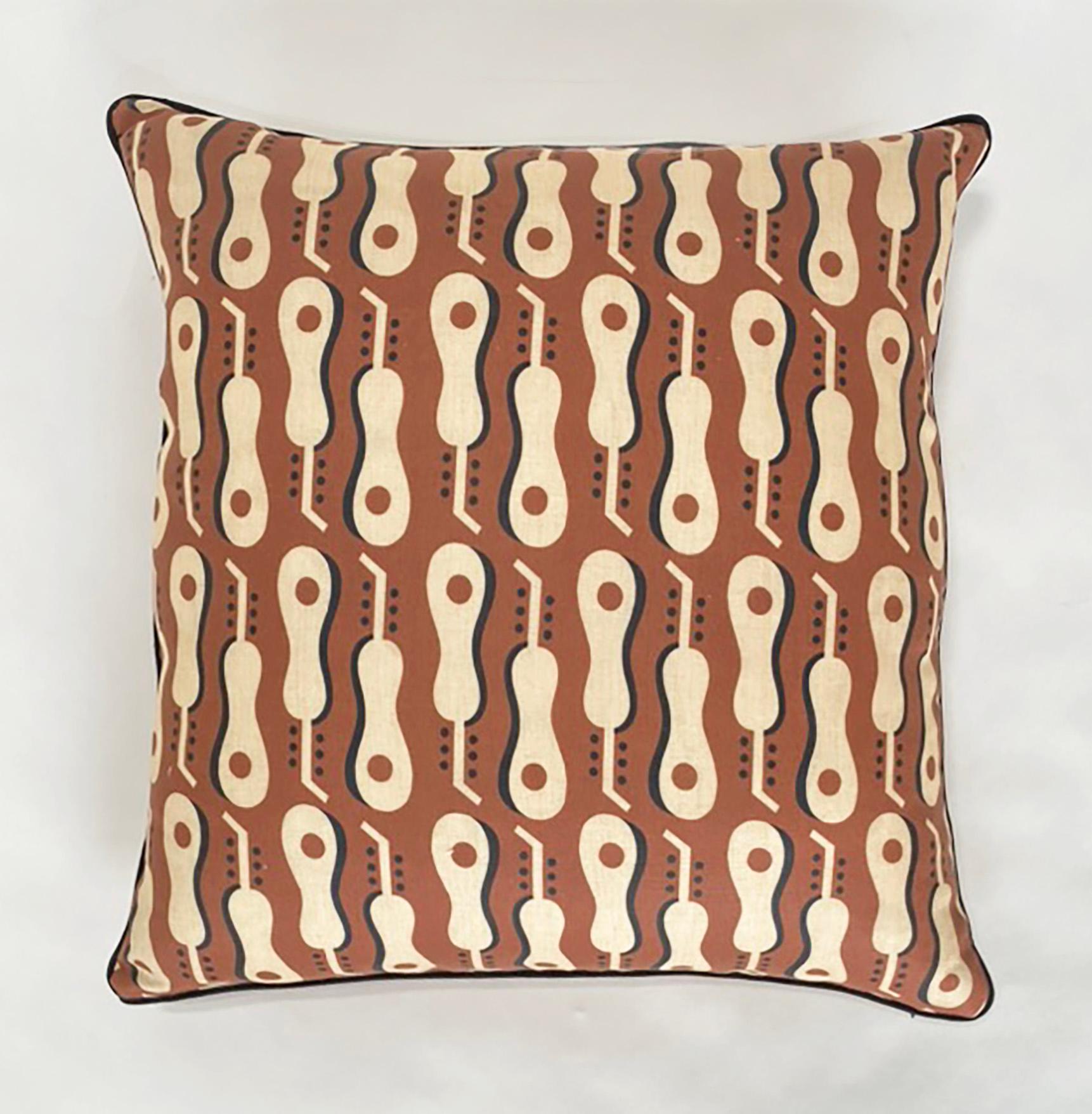 Linen Guitar Print Throw Pillow with Pattern from Tommi Parzinger Archives For Sale 6