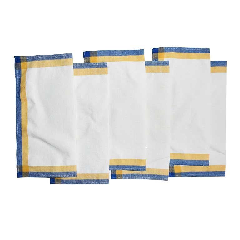 blue and yellow napkins