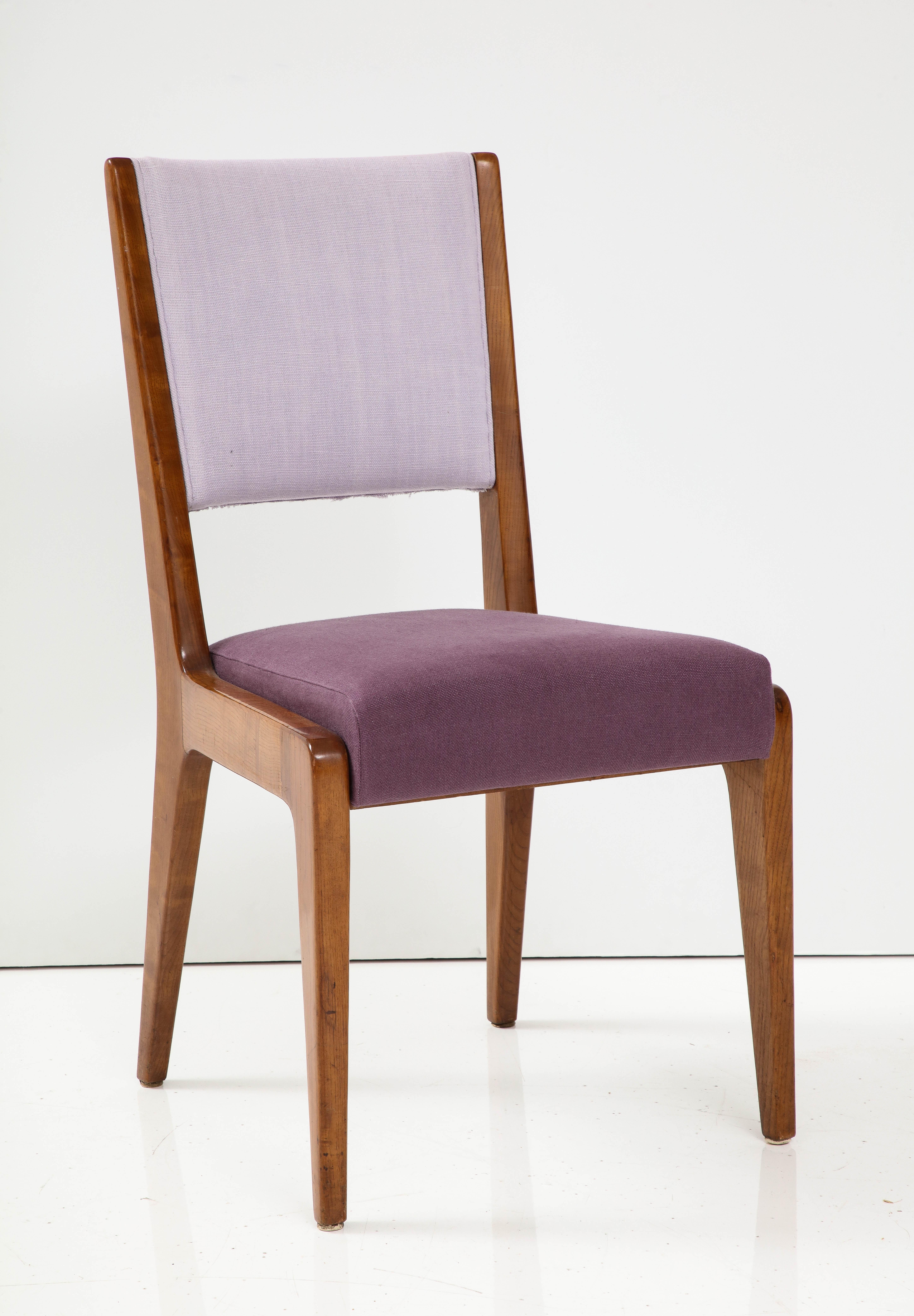 Linen Upholstered Oak Chair by Gio Ponti, Italy, circa. 1950s For Sale 1