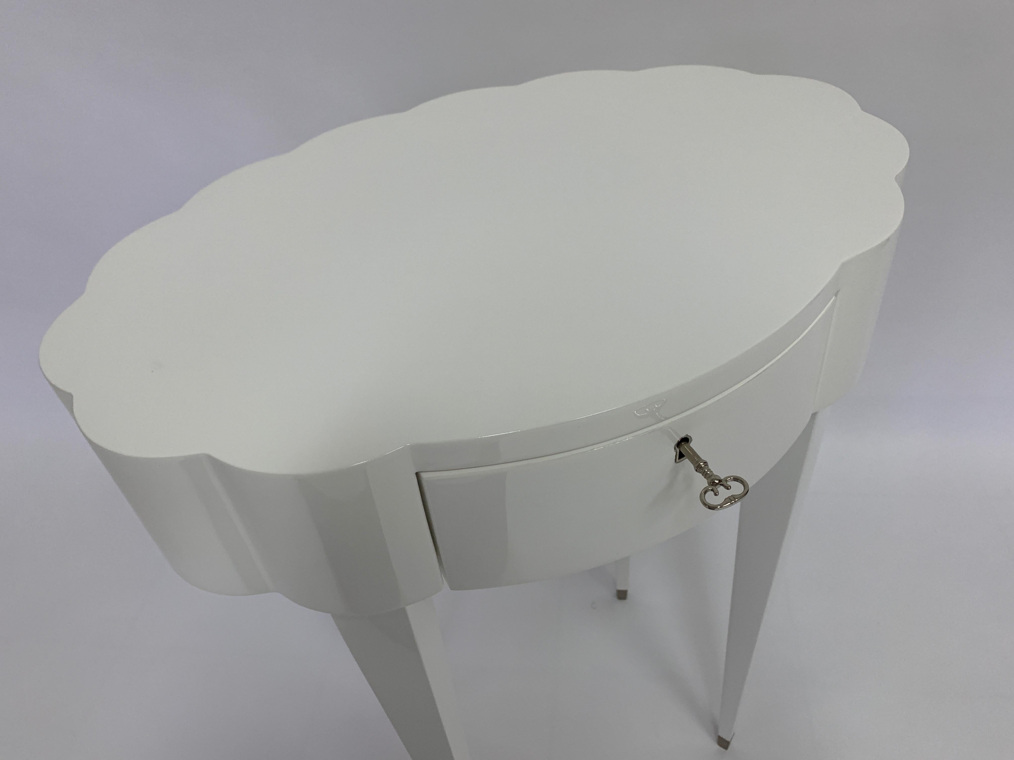Modern Linenfold Carved Oval White Lacquer Side Table, in Stock For Sale