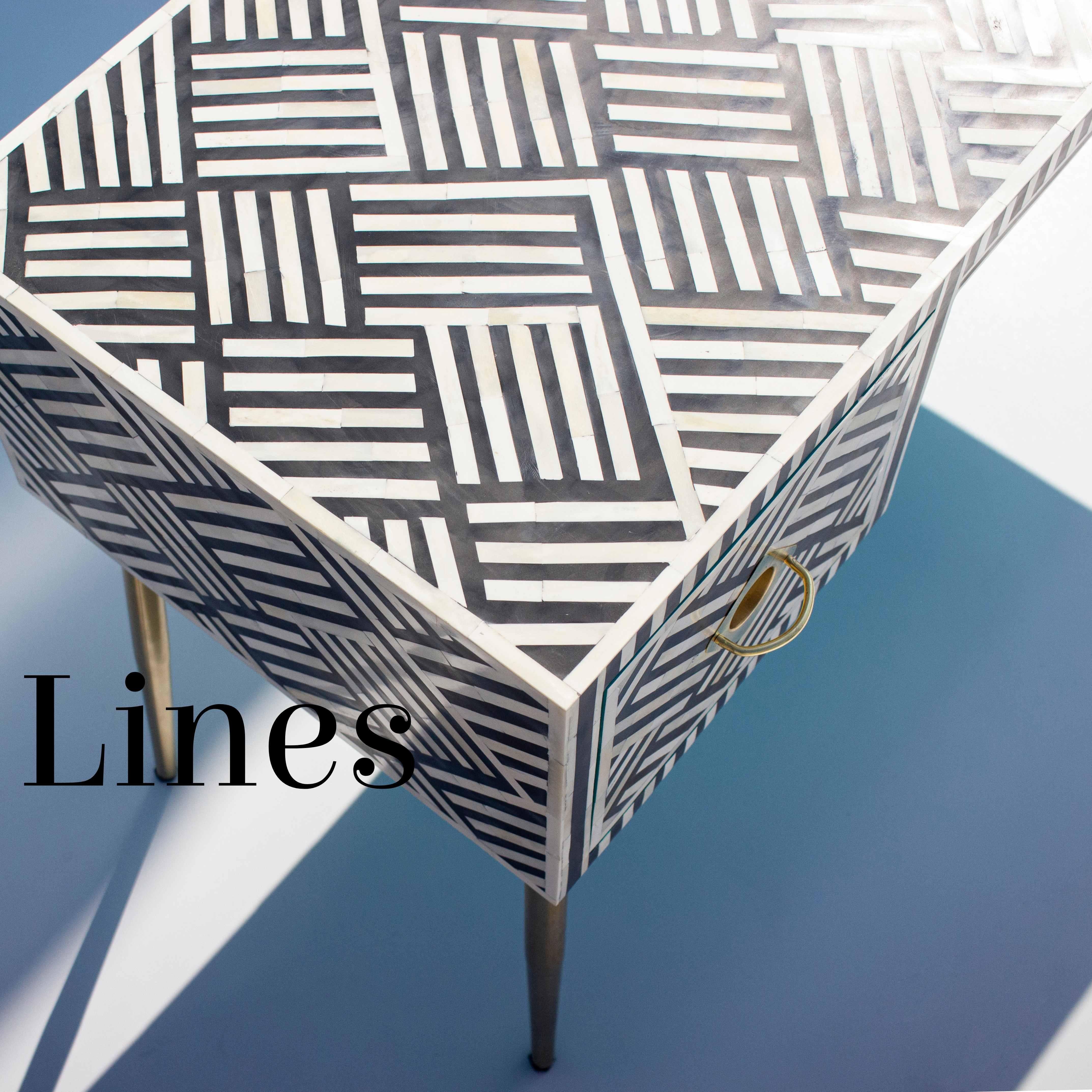 Mid-Century moderno Scrivania Lines con intarsio nero, realizzata a mano da Artisanal in vendita