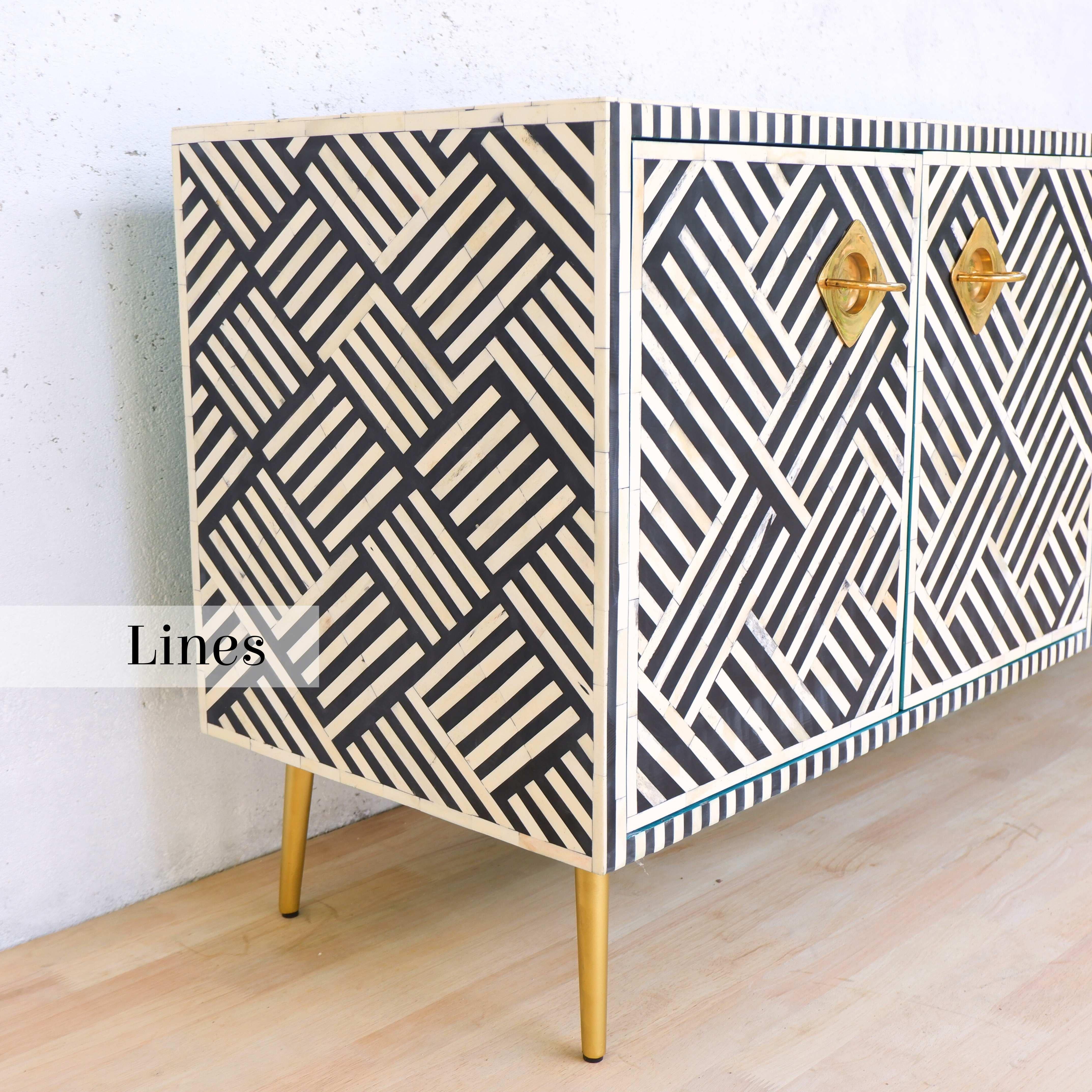 Intarsio Lines Console multimediale con intarsio nero, credenza realizzata a mano da Artisanal in vendita