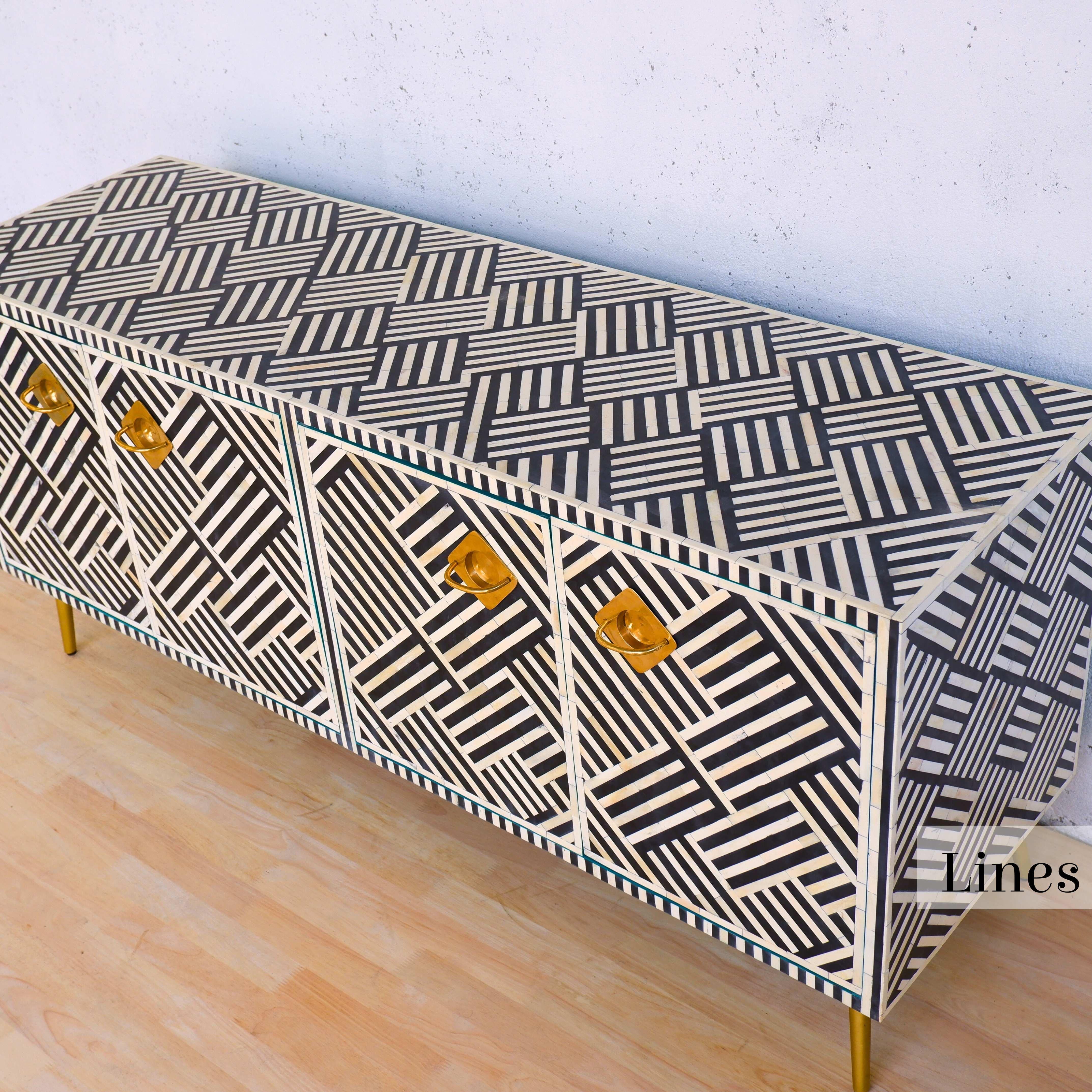 Lines Console multimediale con intarsio nero, credenza realizzata a mano da Artisanal In condizioni Nuovo in vendita a New York, NY
