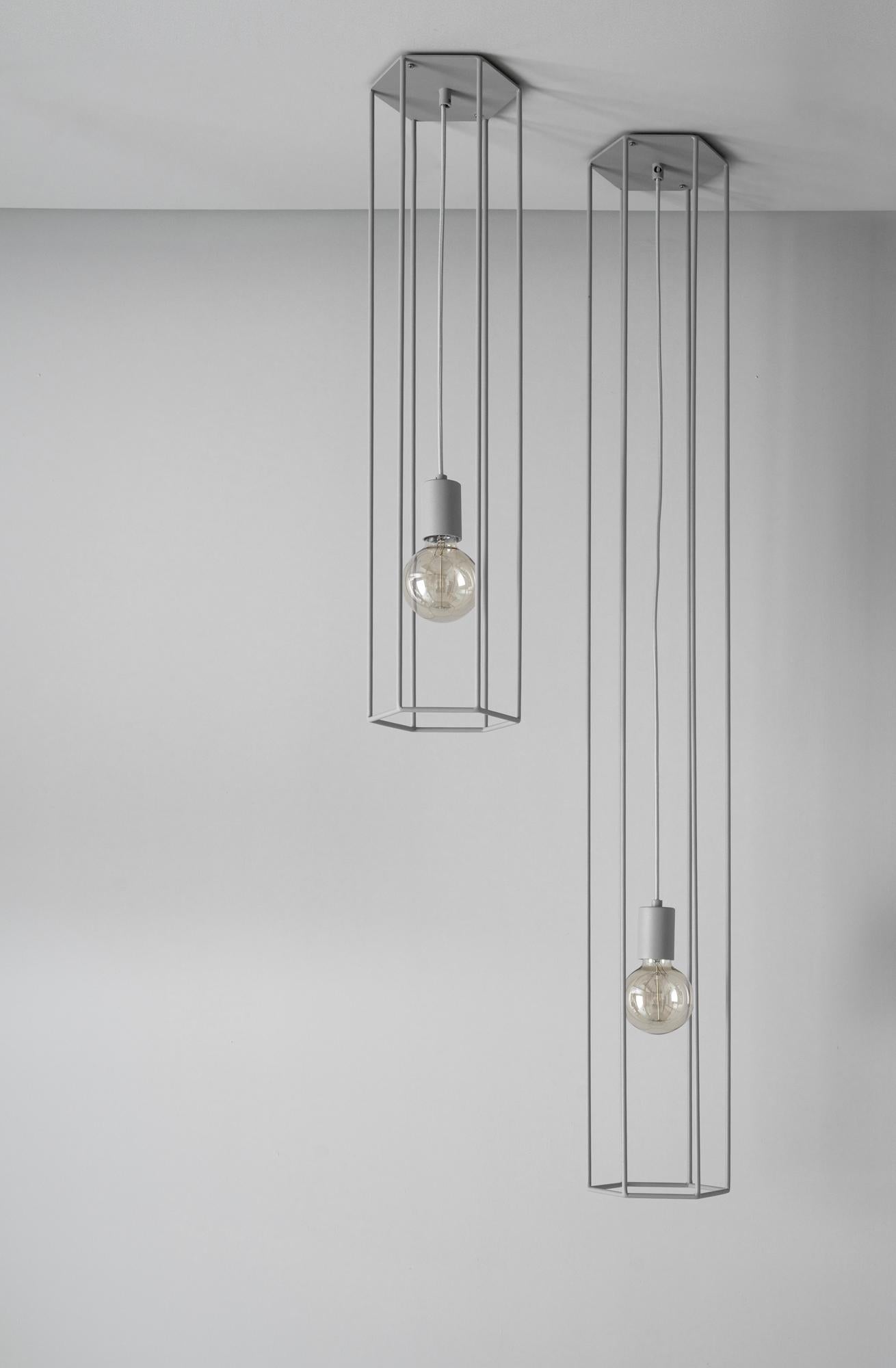 XXI secolo e contemporaneo Lampada da soffitto Lines Hex Small Grey di +kouple in vendita