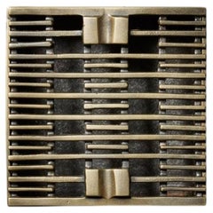 Posacenere modernista in bronzo patinato a mano LINES di REDA AMALOU DESIGN