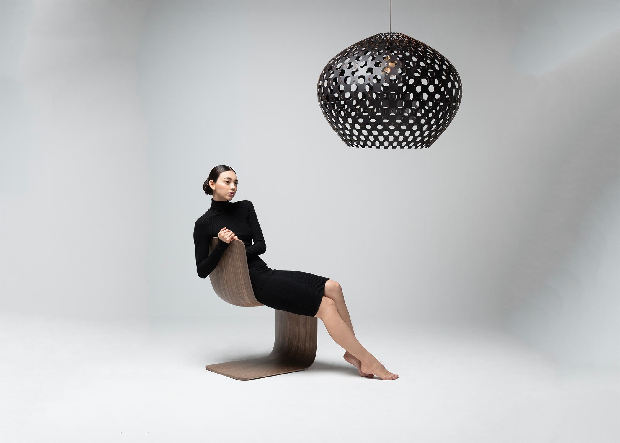Line S by Piegatto, a Sculptural Contemporary Chair In New Condition For Sale In Guatemala, GU