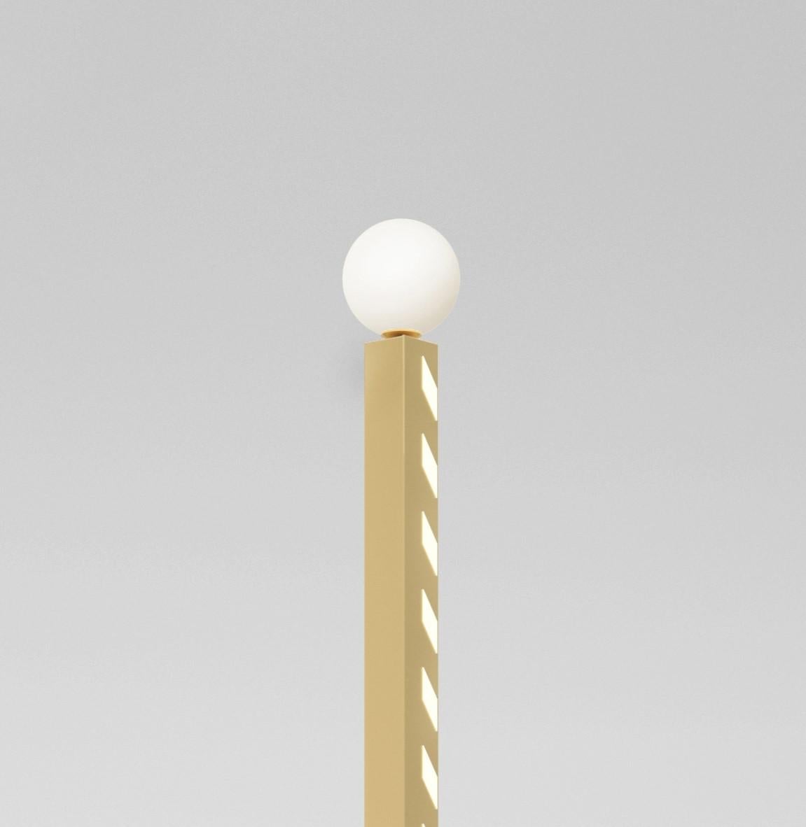 Allemand Lampadaire Linetype d'Atelier Areti en vente