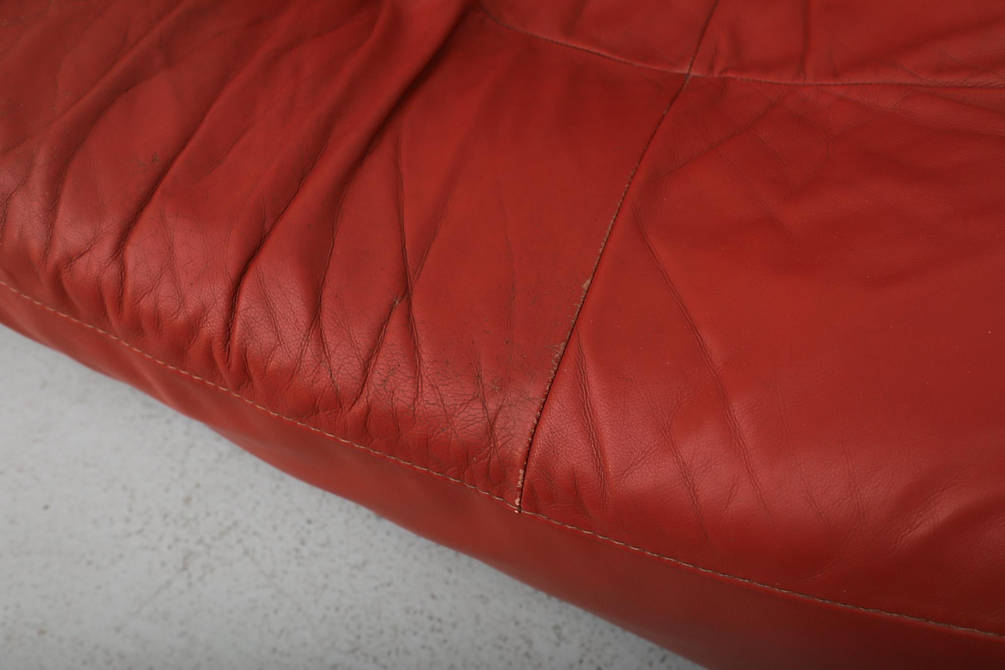 Linge Roset Style Canapé en cuir brique avec ottoman en vente 7