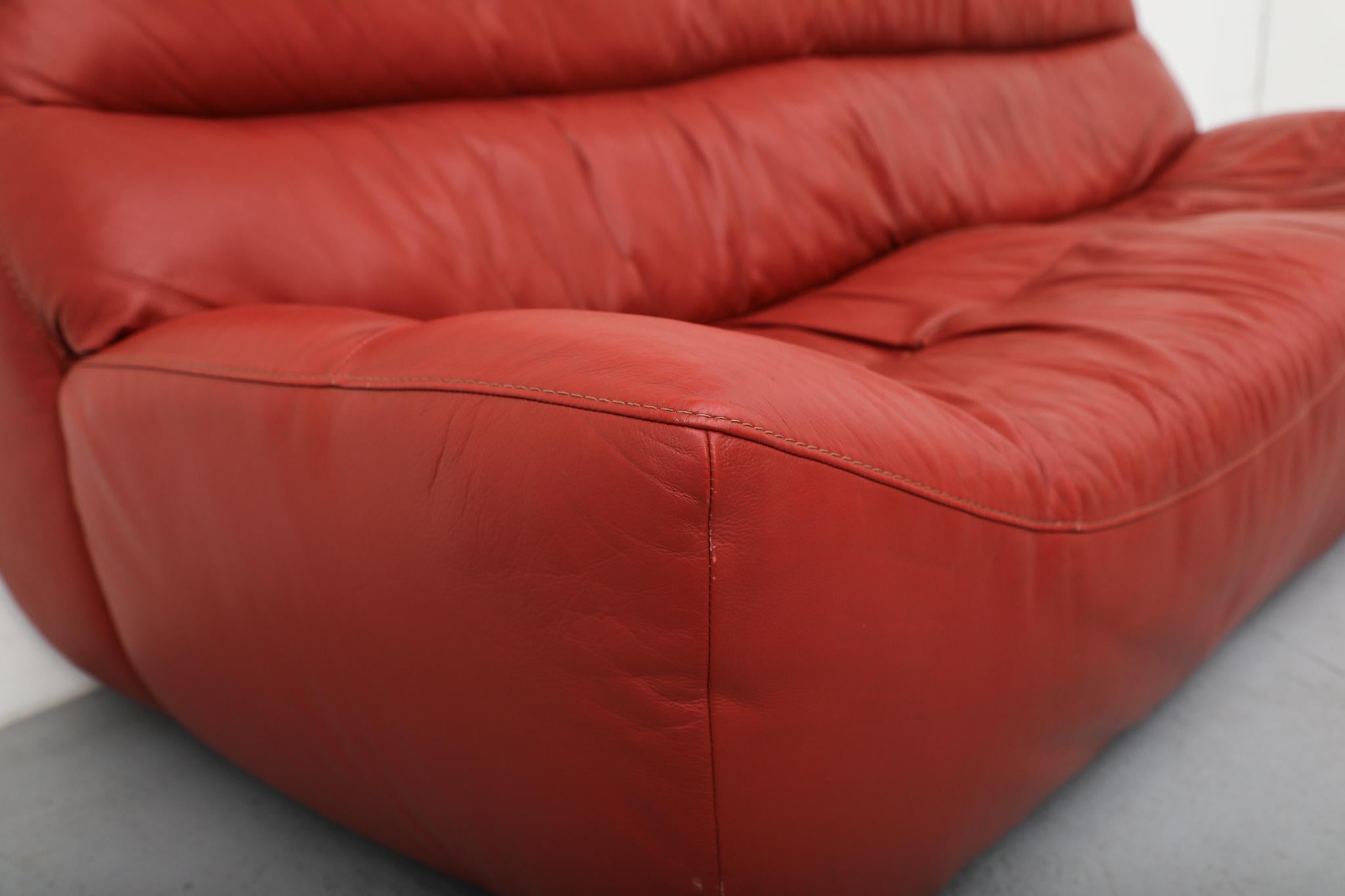 Linge Roset Style Canapé en cuir brique avec ottoman en vente 10