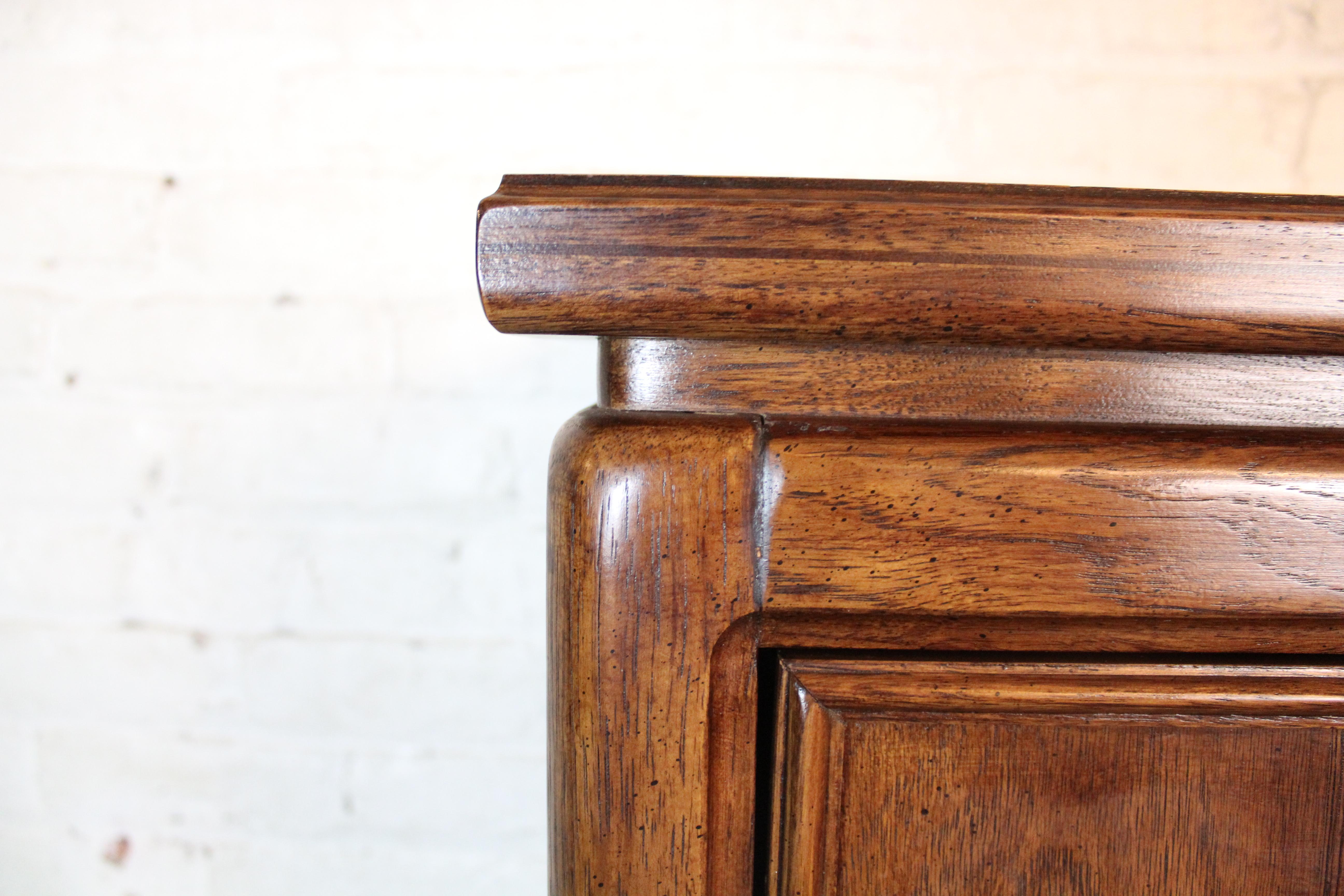 Kommode für Unterwäsche von Thomasville im Angebot 2