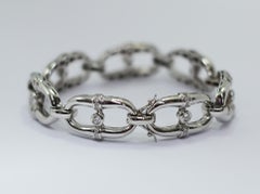 Link 18 Karat White Gold  Diamond Bracelet with 1 Carat Pavé of Diamonds